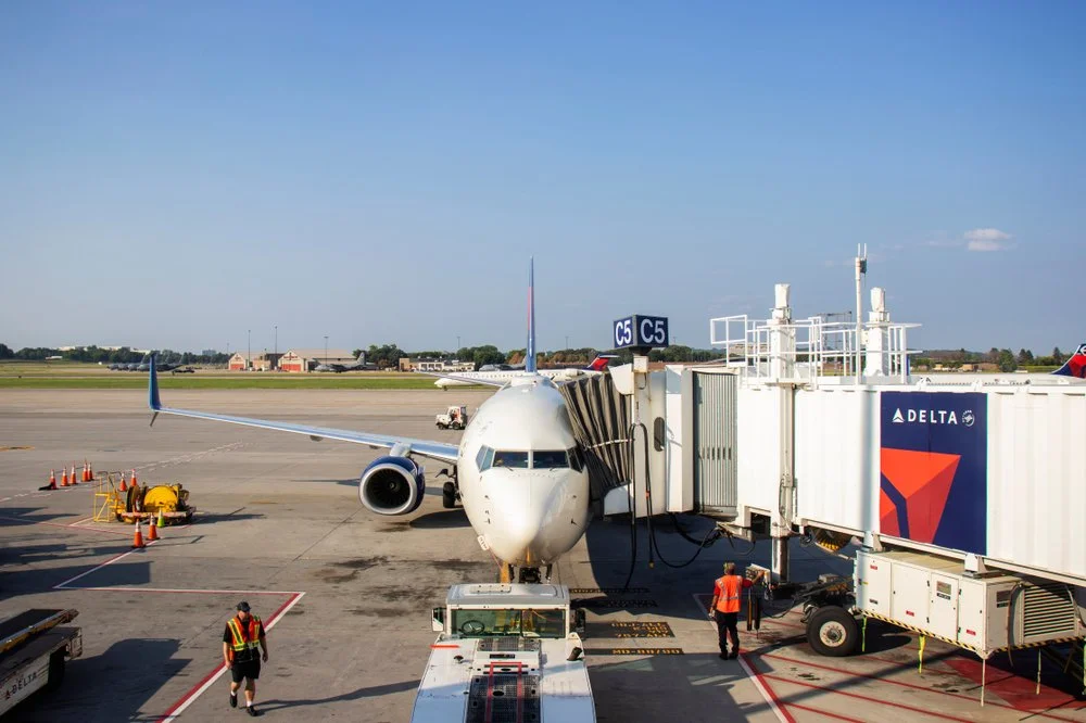 Tips para que sepas cómo vestir durante tu vuelo 