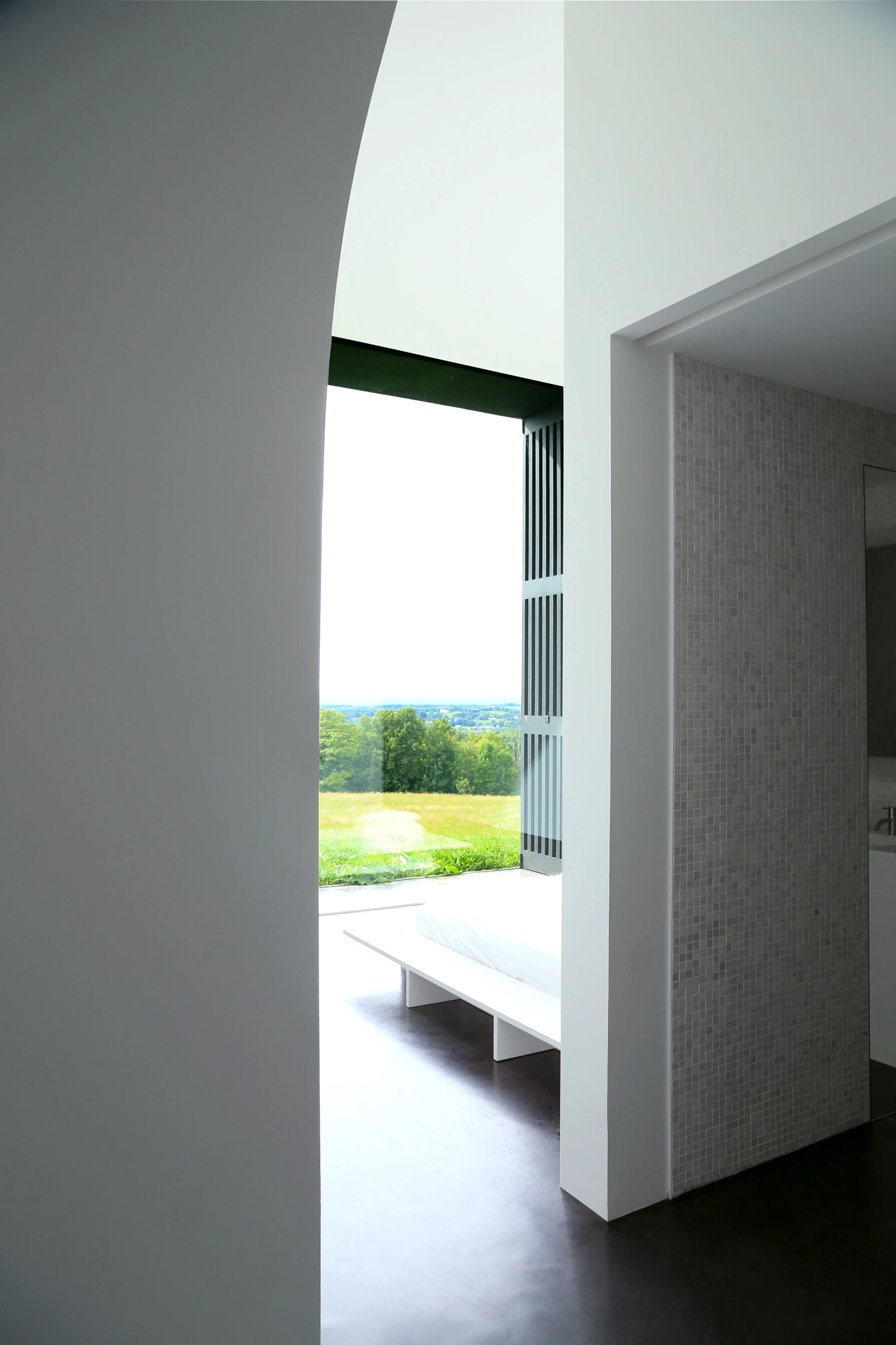 Master Bedroom 01.jpg