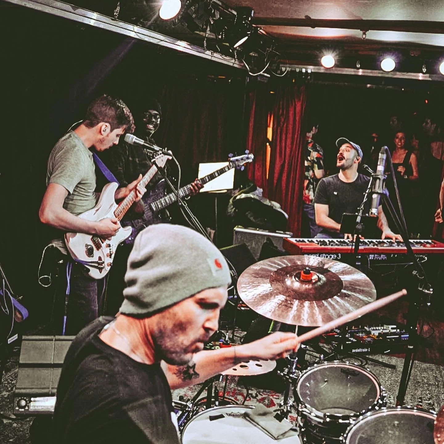 Mechanical Rat at Michael's Cigar Bar