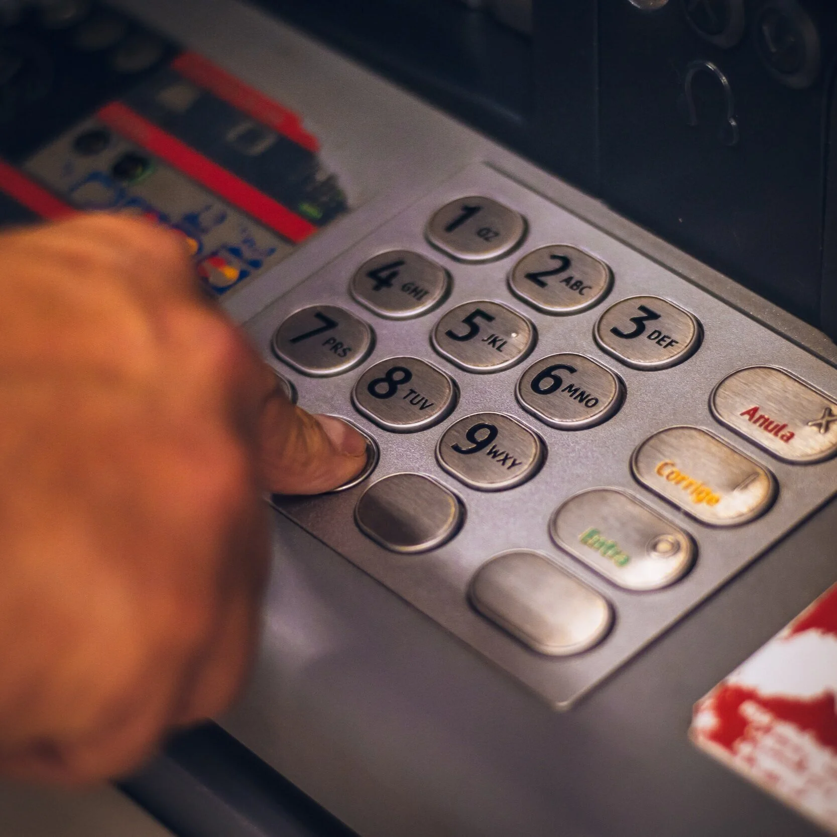 ¿QUÉ ES UNA COOPERATIVA DE AHORROS Y CRÉDITO?