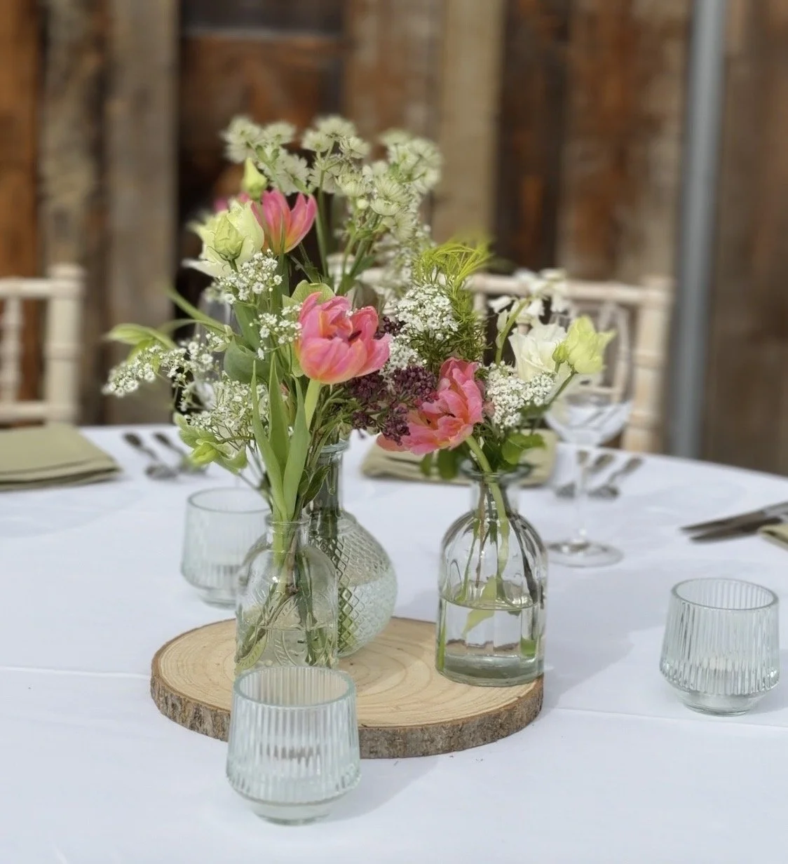 SPRING FLORAL ARRANGING