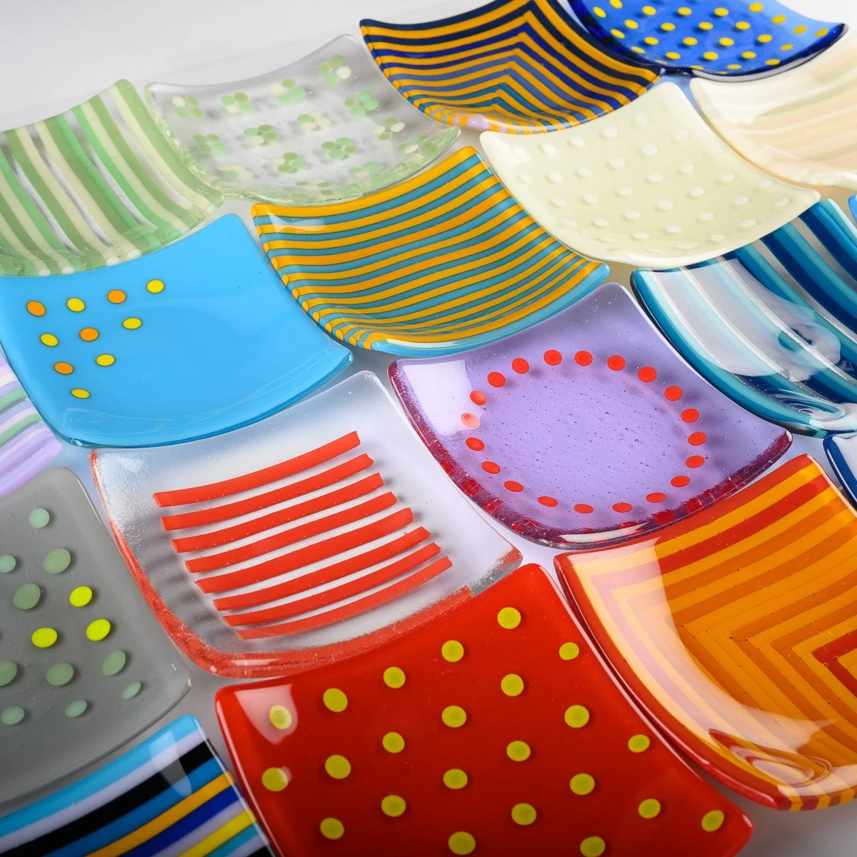 INTRODUCTION TO GLASS FUSING