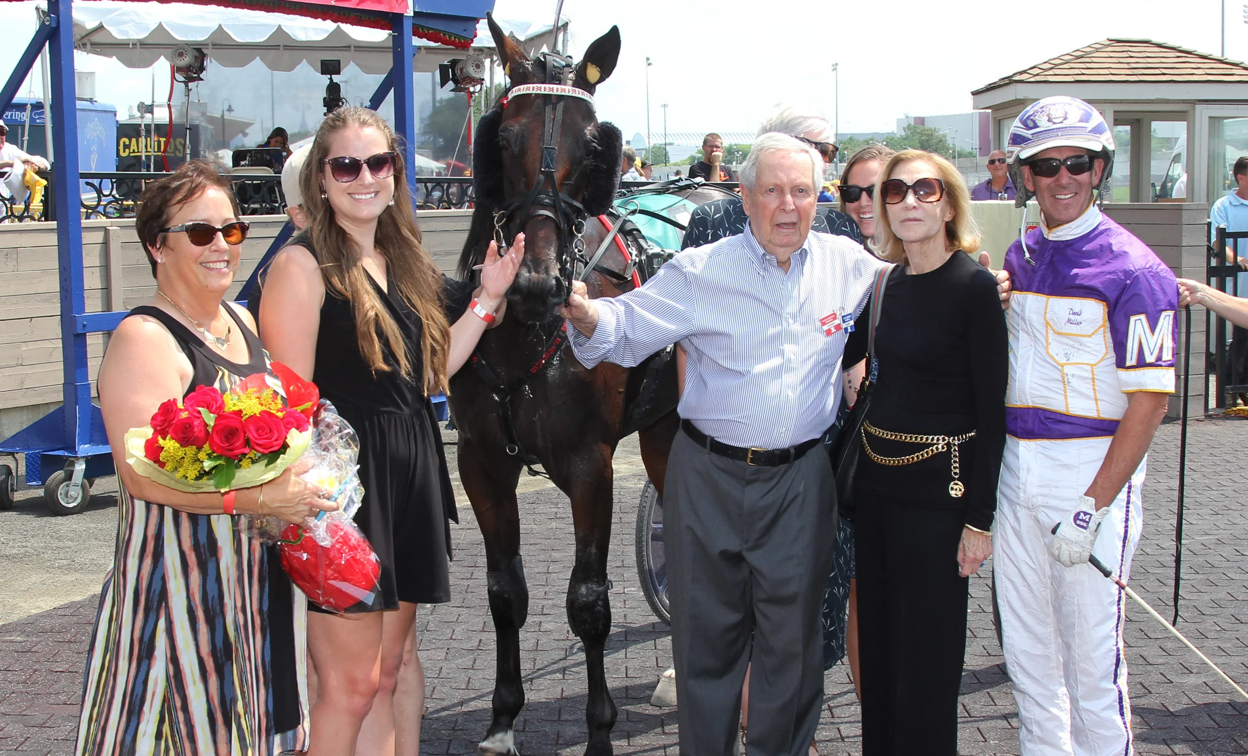 080319r5 REAL COOL SAM win circle head.jpg