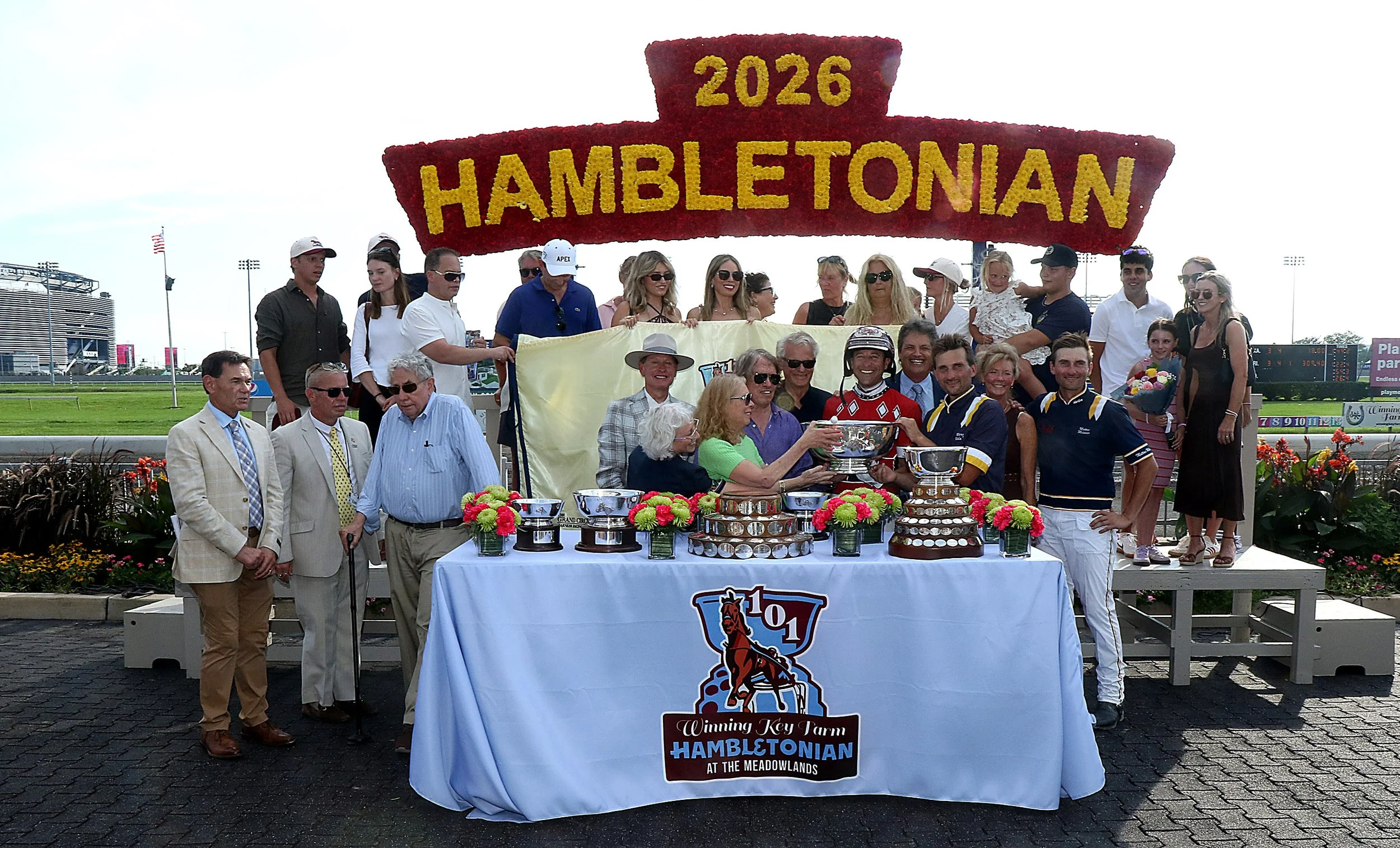 080826r11 table.jpg