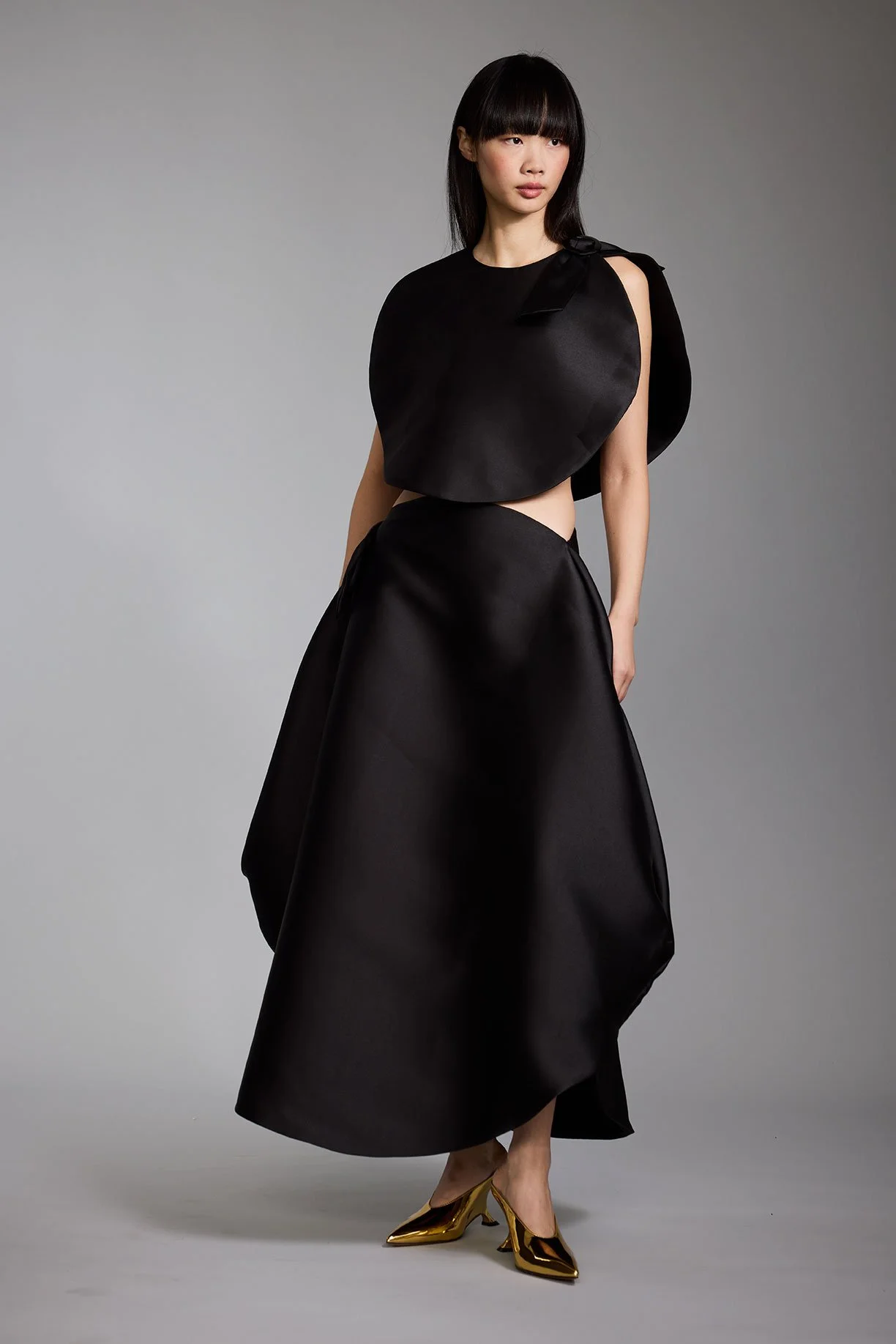 Shot2-2_Skirt_BlackMikadoBlenwithSideZipandTieWaist_kottkomm_circlecollection.jpg