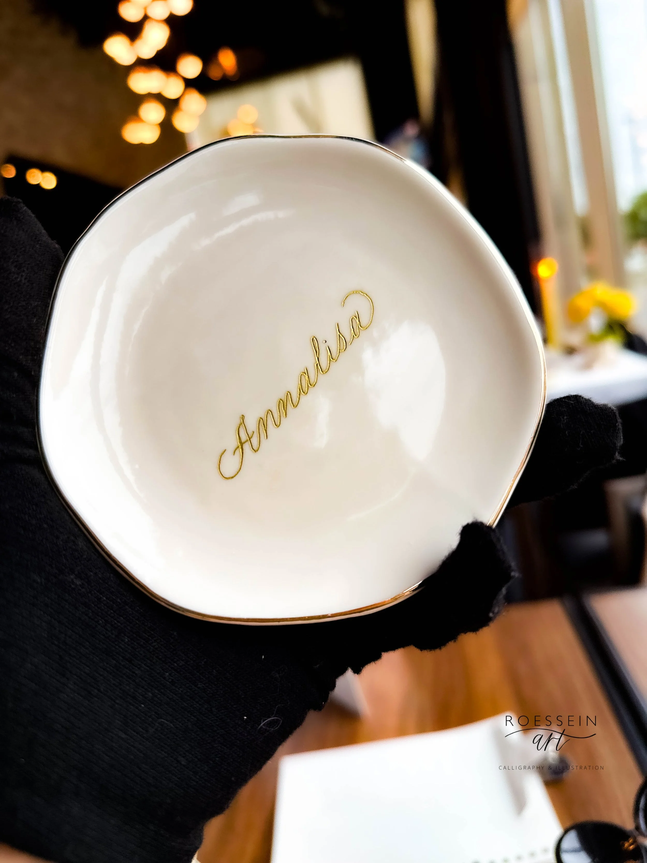 toronto-calligrapher-engraving-bridal-shower-1.jpg