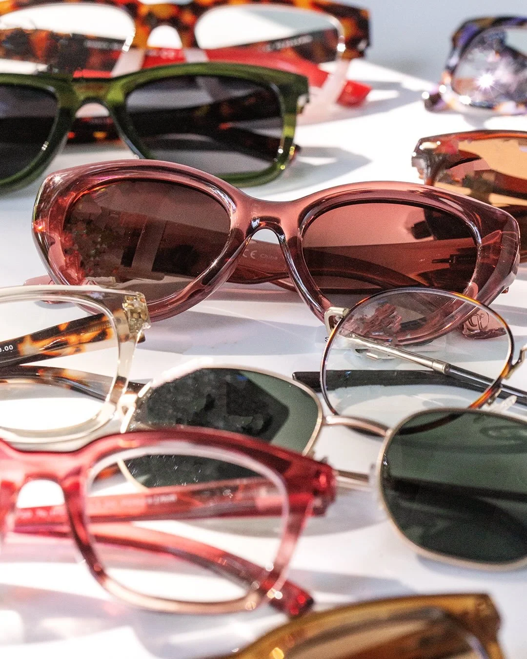Upgrade your view for less! 🕶️✨ 

Now through Tuesday, save on Peepers reading glasses and sunglasses at Sendik&rsquo;s Home! We&rsquo;ve got a style for every look. 👀 

Stop in and find your new favorite pair today! 🕶️
