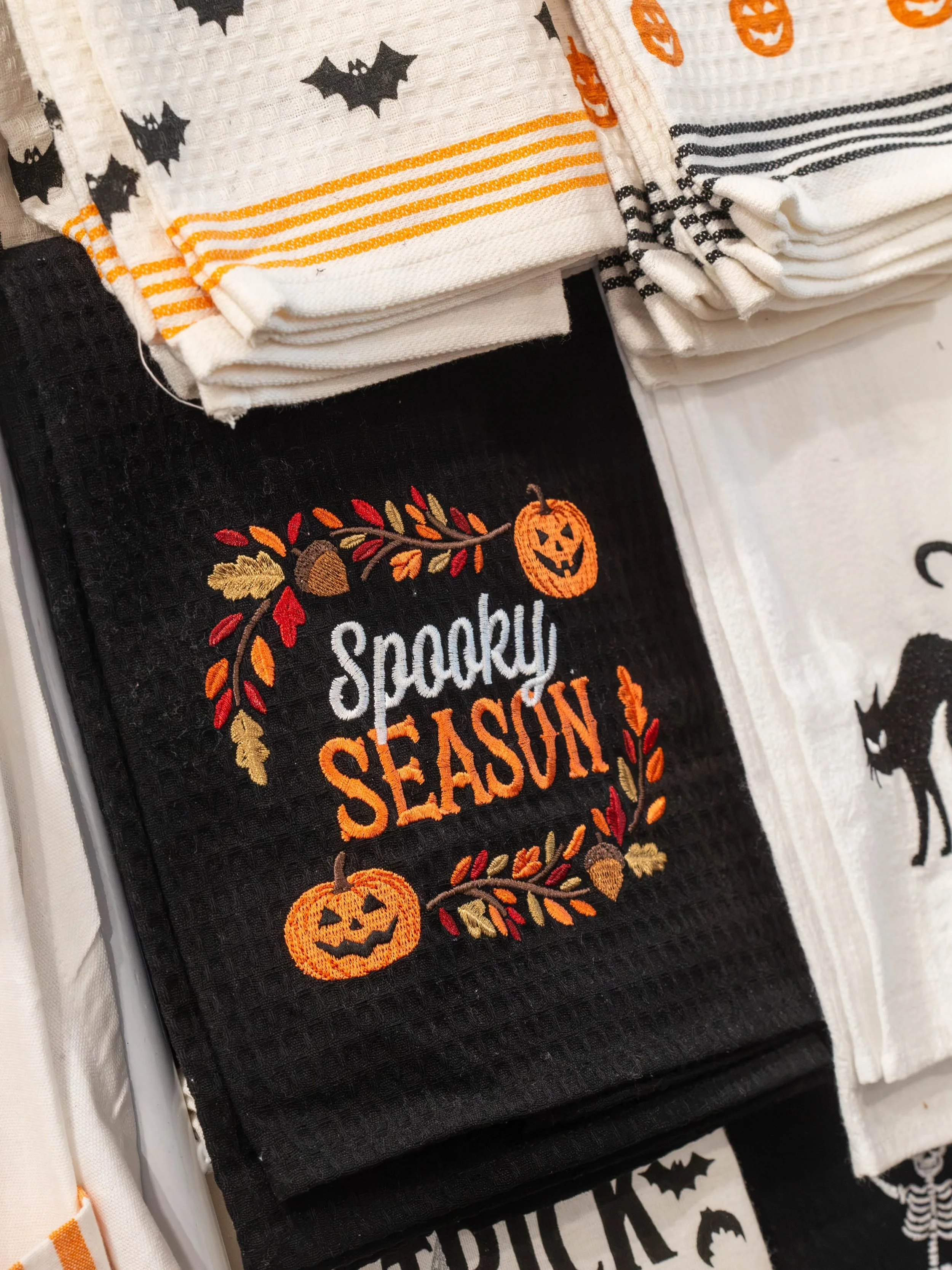 Hello, October! 🎃👻 Spooky season has officially arrived, and we&rsquo;re ready for all things Halloween. Shop the collection now! 🖤