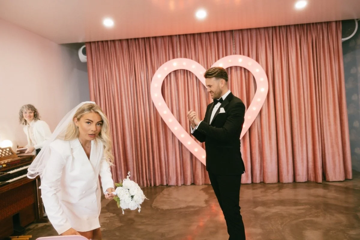 Fun Elopement in Las Vegas at Sure Thing Chapel with Erin Roberts Photography37.JPG