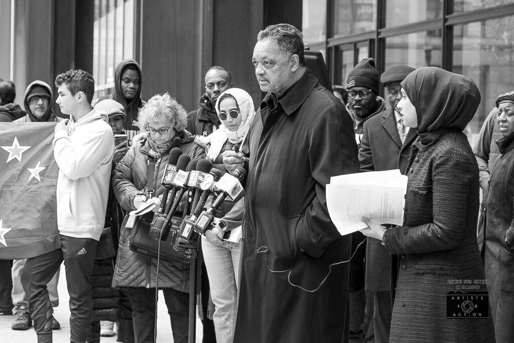 ChicagoPeaceVigil 03-17-19-0113.jpg