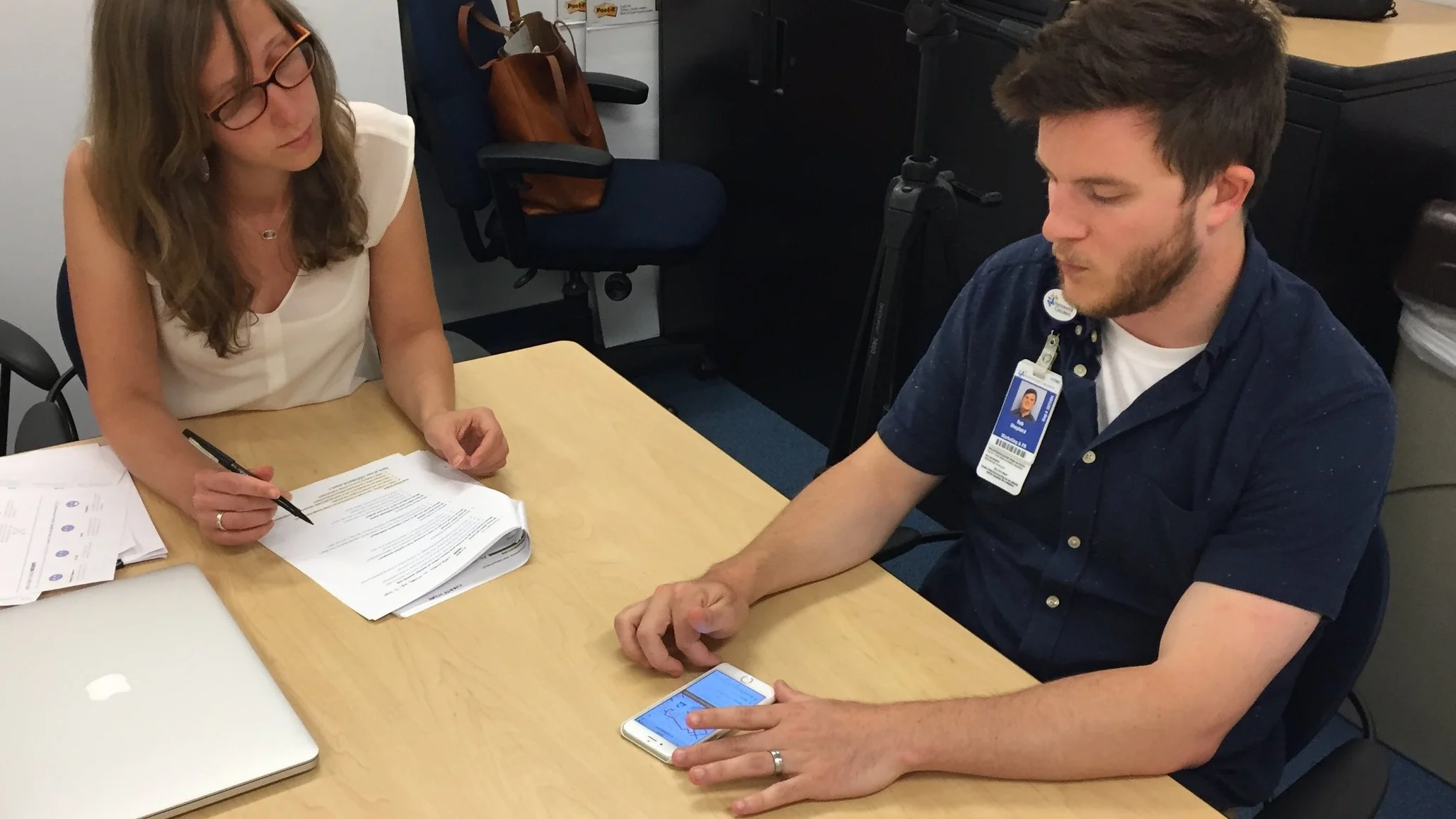 Virtual Volunteering : Designing a virtual volunteering platform strategy and initial prototype to better engage corporate sponsor employees