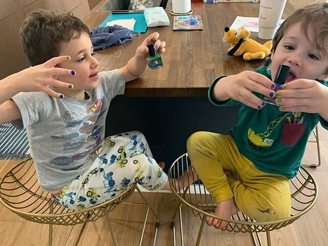 Two cuties trying to pass the time.
-
-
Thanks for sending us this adorable photo @juliegurian -
-
Stay colorful, friends!
❤🧡💛💚💙💜
-
-
#alphakids #mamabear #colorfulkids #creativekids #funindoors #safenailpolish #boyaccessories #boylife #kidsnail