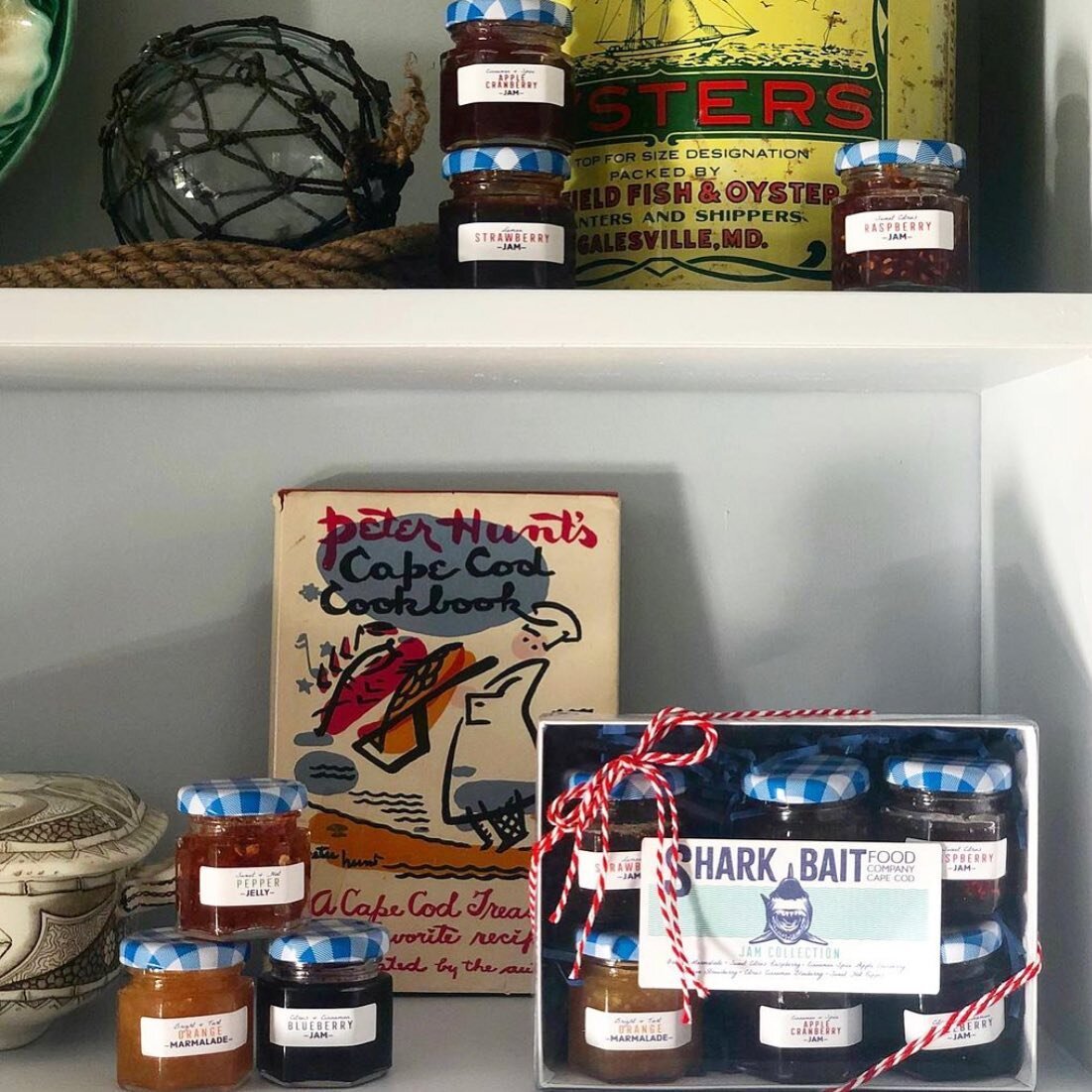 @sharkbaitfoodco will be at the shop on Saturday from 11-3 ❤️ They have amazing locally made jams which make perfect last minute holiday gifts! #capecod