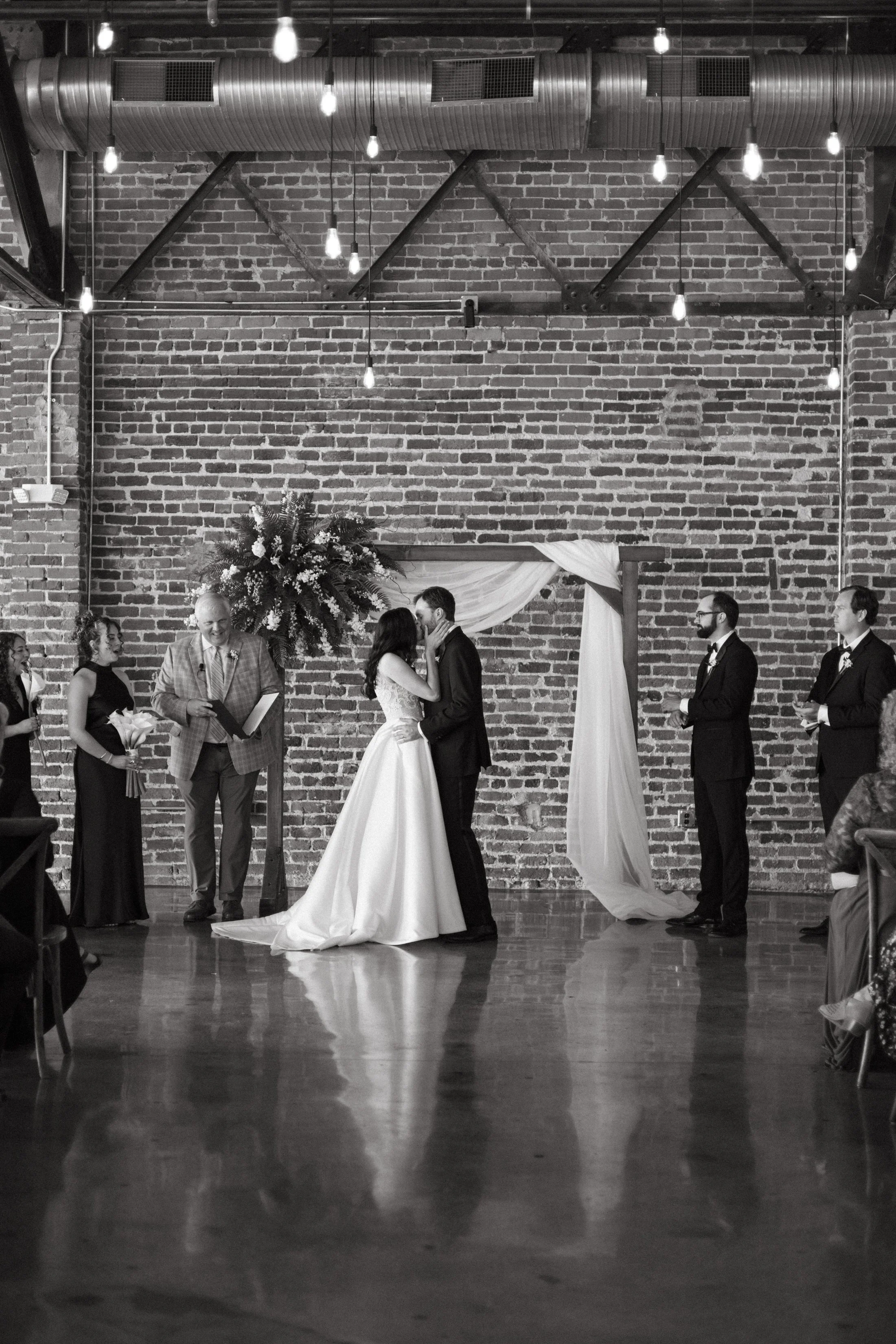 downtown knoxville wedding at the press room-11.jpg