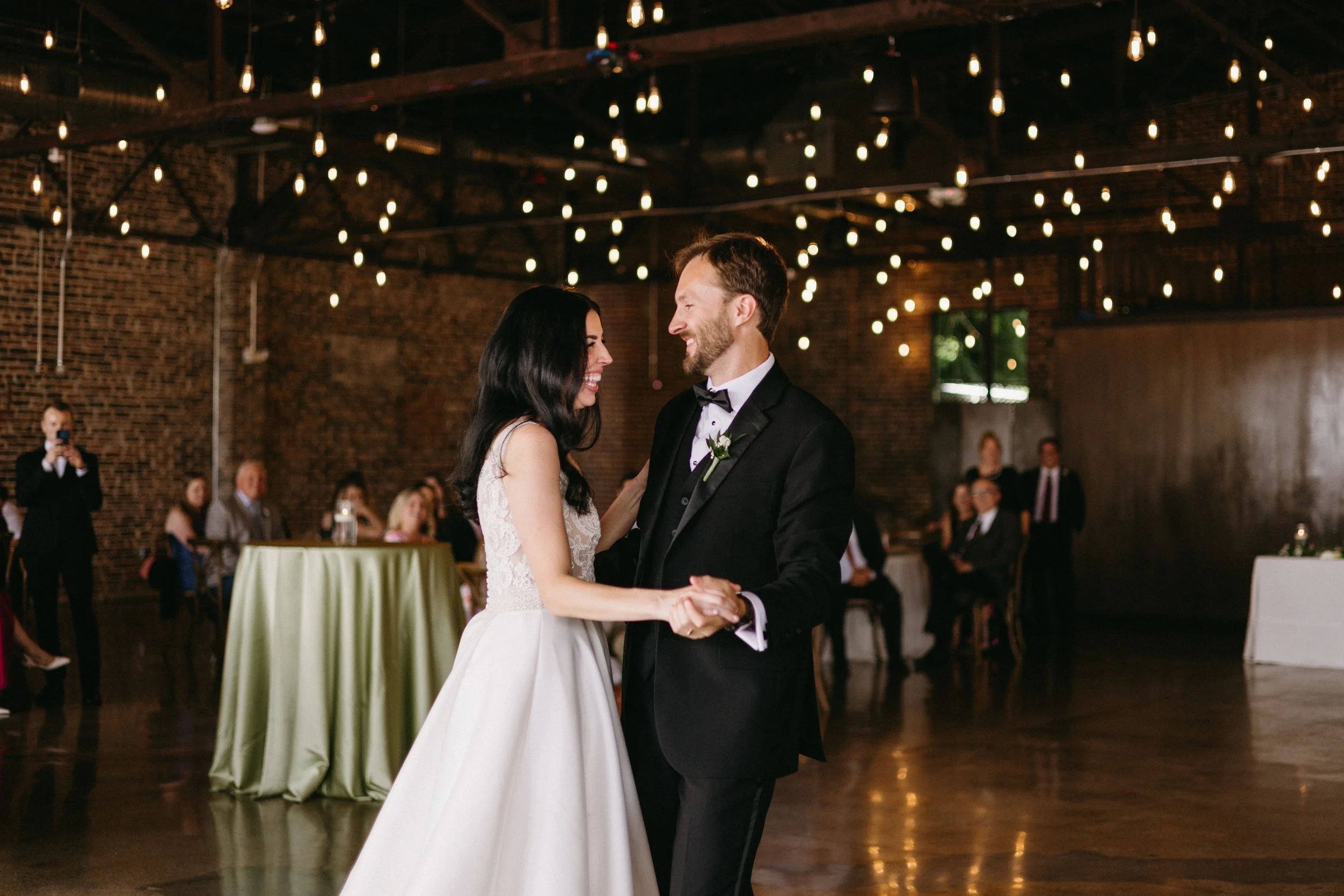 bride and groom photo at downtown Knoxville tn wedding at the press room