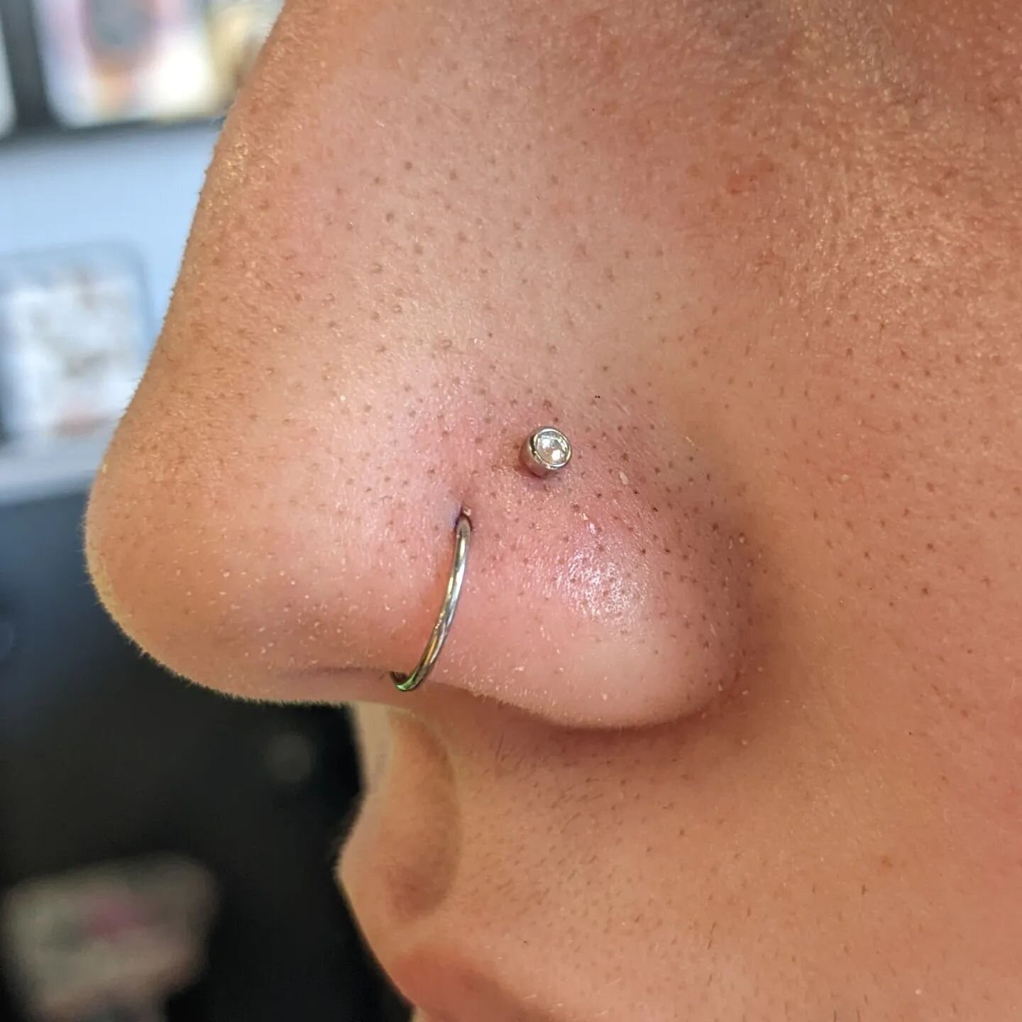 Added a new piercing to make this into a cute double nostril today! ✨