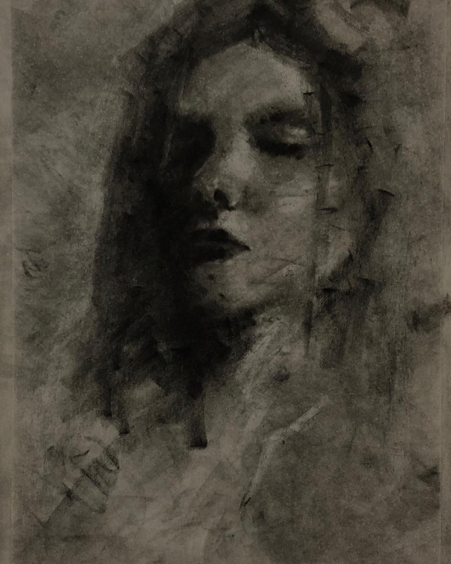 Quietly and to herself...
.
#art #artwork #artist #charcoal #portrait #charcoaldrawing #portraitdrawing #drawing #charcoalonpaper #sketch #figurativeartist #kc #kcmo #kansascity #kccrossroads #crossroadskc