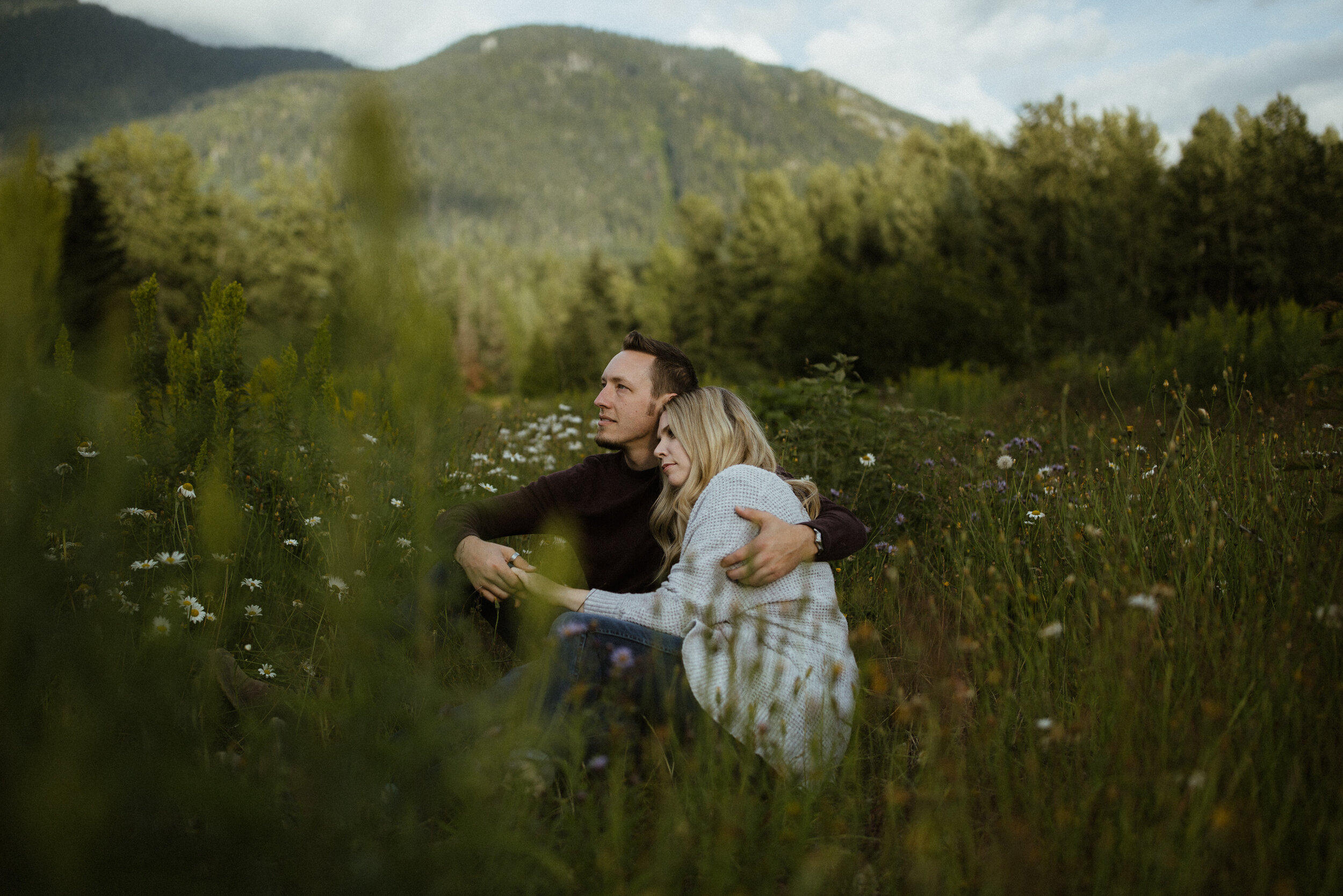 Gold_Creek_Pond_Engagement_photos_90.jpg