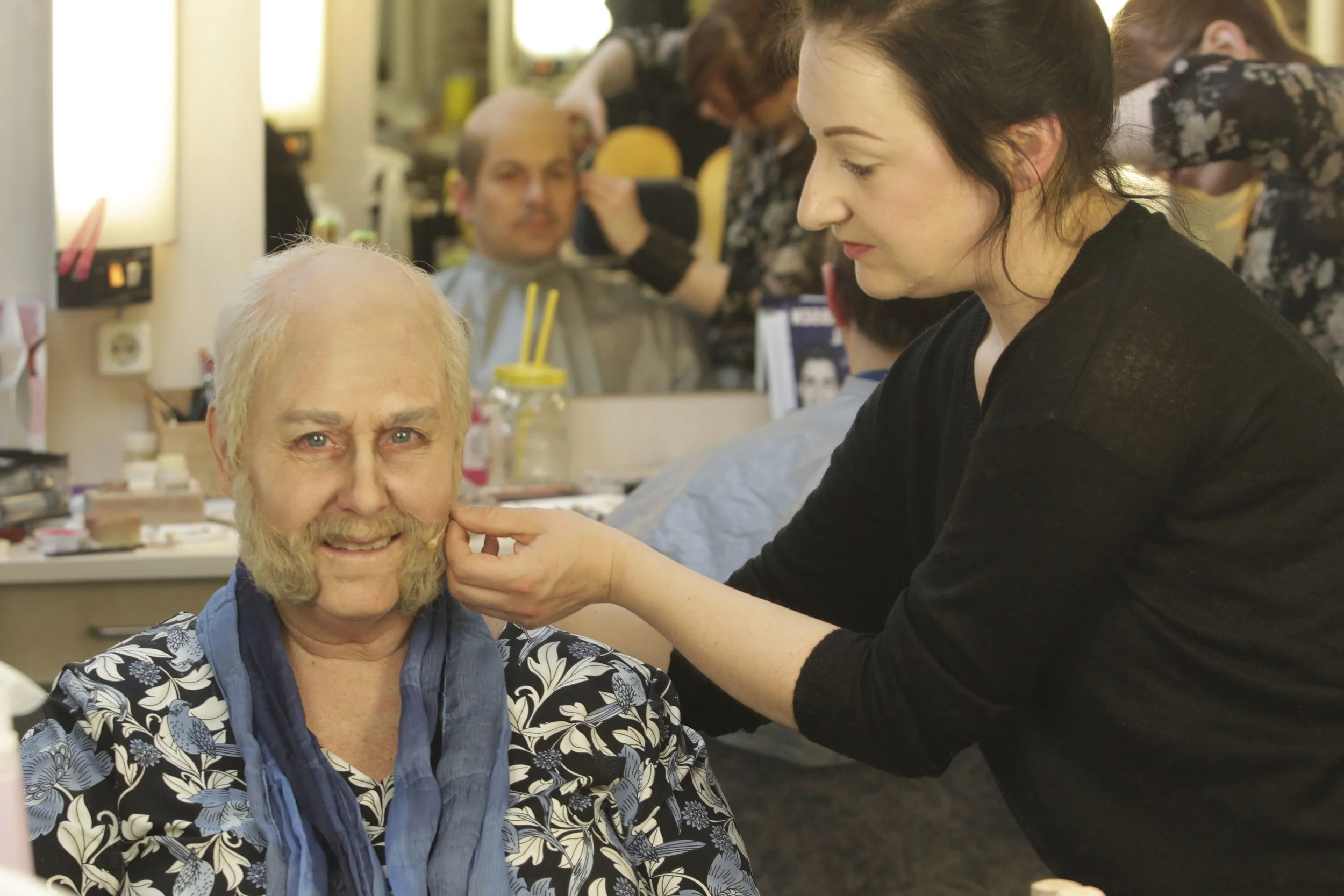 Makeup for the Emperor in "Im weißen Rössl"