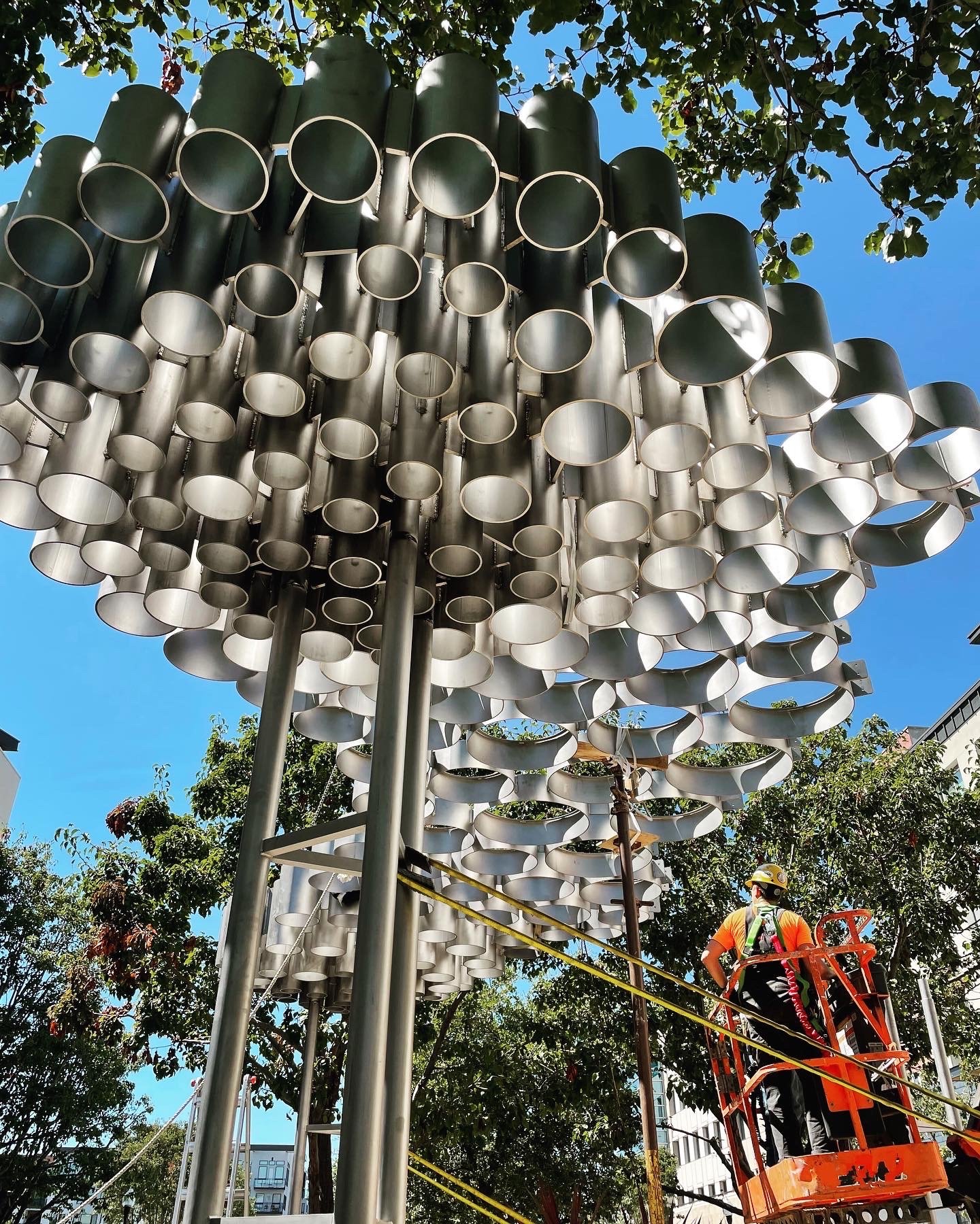 FUTUREFORMS_1000 Suns_Install_03.JPG