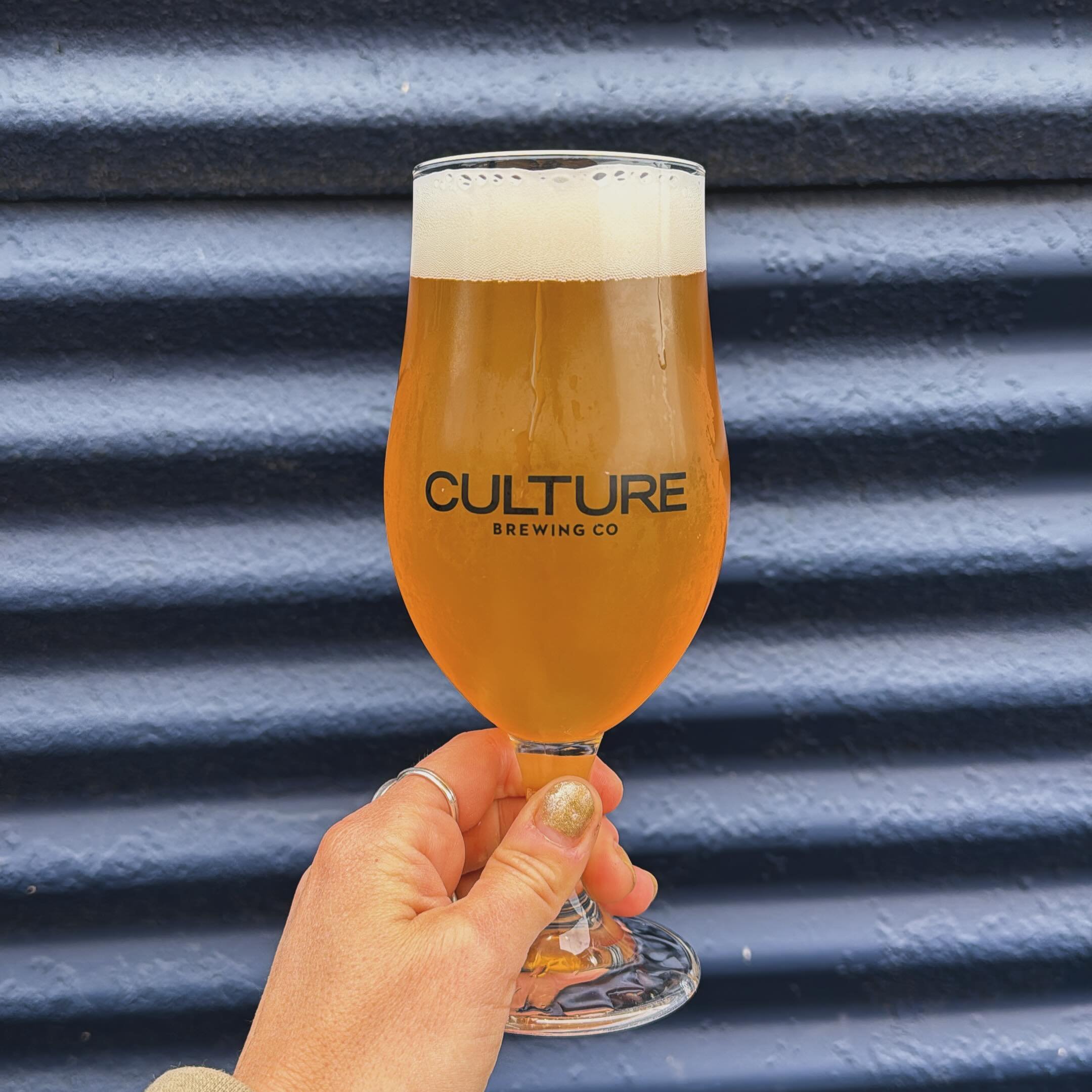 Nothing completes a #MemorialDay weekend better than this new 3 Citrus Gose!

Made with Mexican limes 🍋&zwj;🟩 + Meyer lemons 🍋 +  Yuzu and sea salt &mdash;&gt; this winning combination is tart, slightly salty and packed full of citrus flavors and 