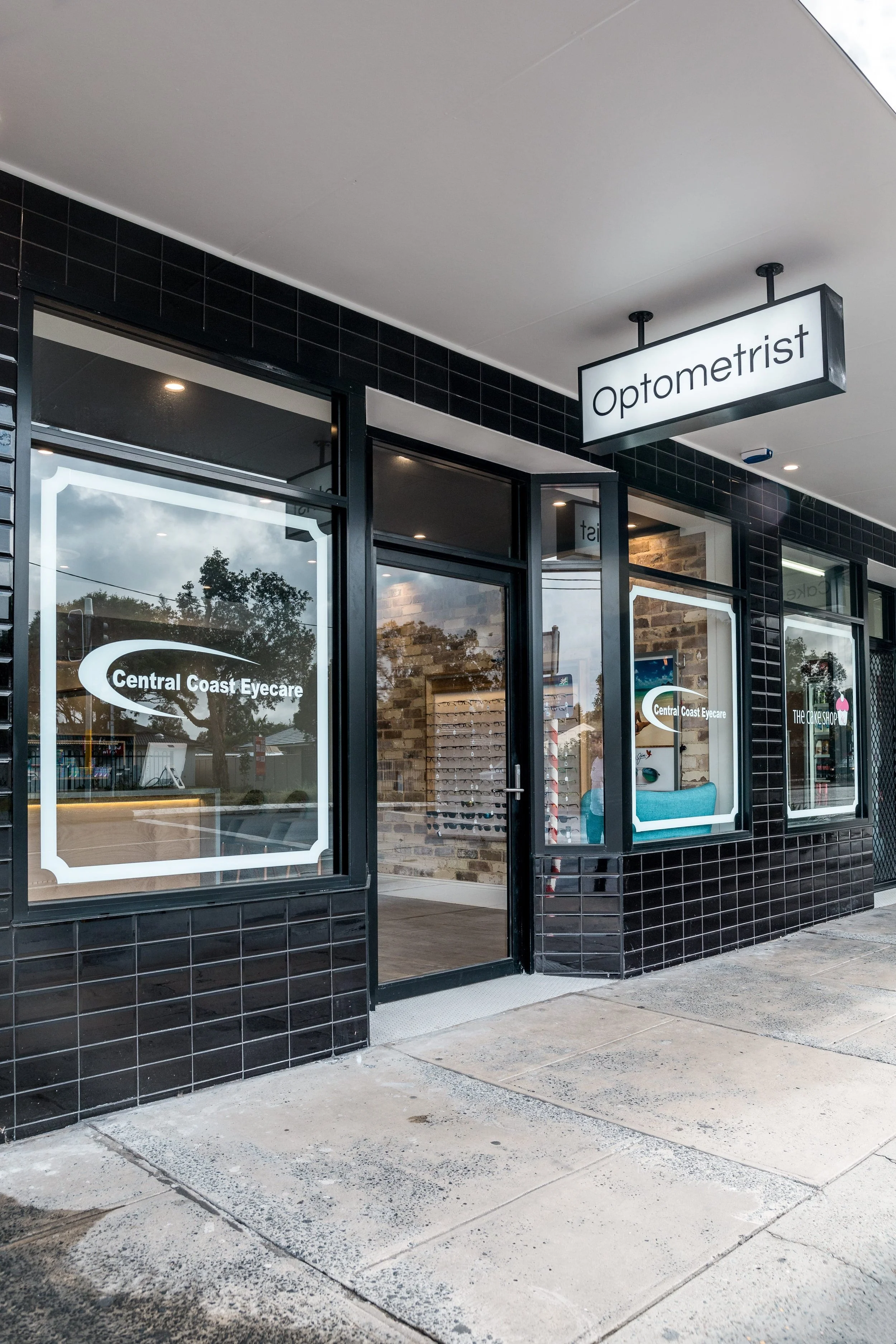 Retail Shop Front Optometrist Lightbox.jpg