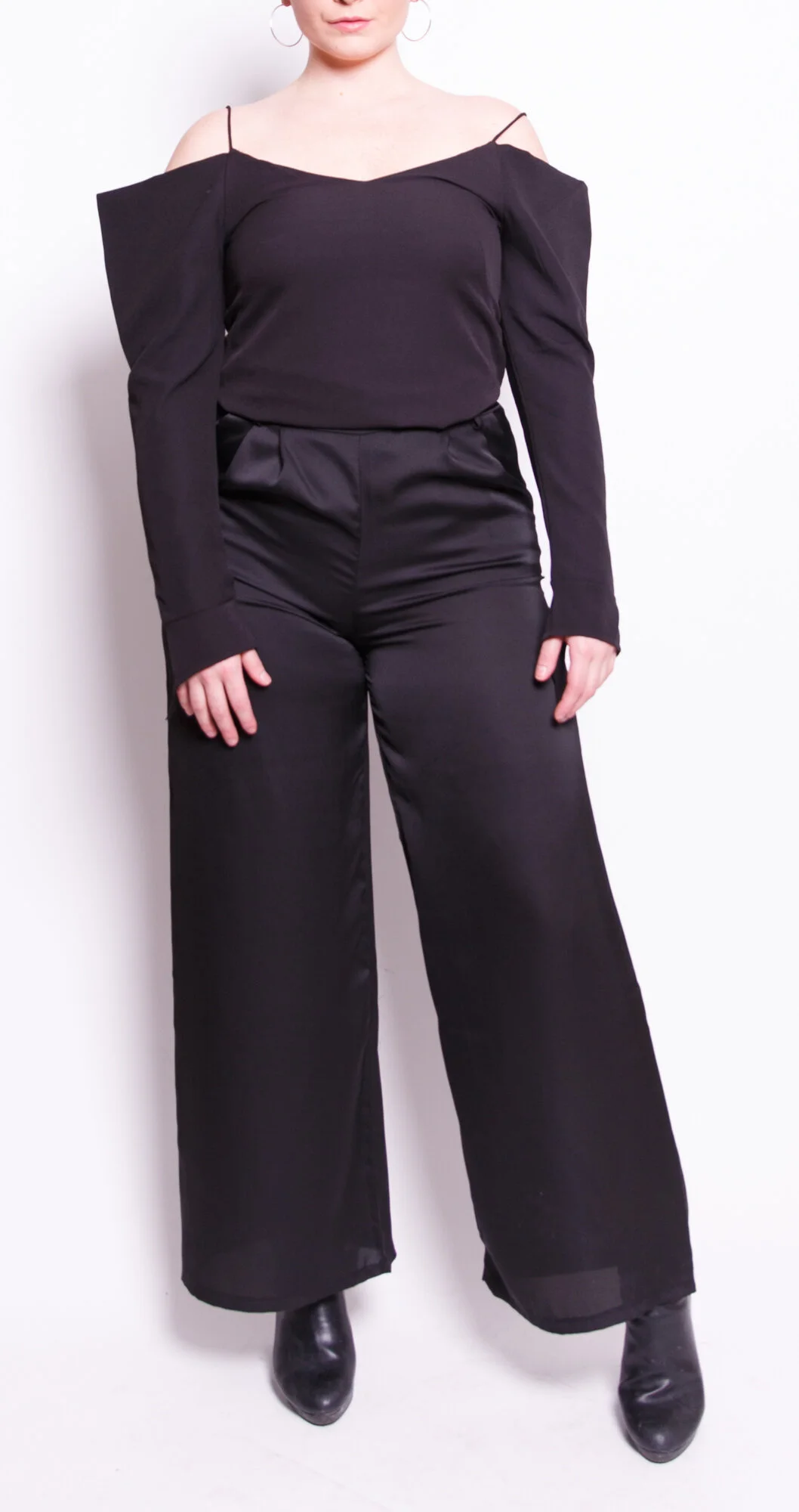 Parisian Cold Shoulder