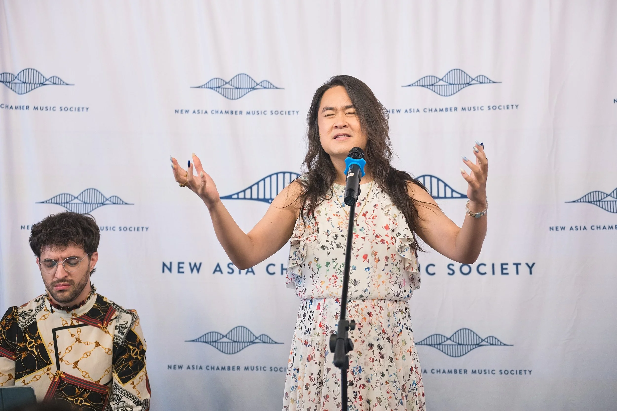 What an unforgettable afternoon celebrating Asian American artistry and community. 💛🎶
As we wrapped up AAPI Heritage Month, we had the honor of welcoming award-winning singer-songwriter Cheeyang Ng to our Between the Bars series for an inspiring af