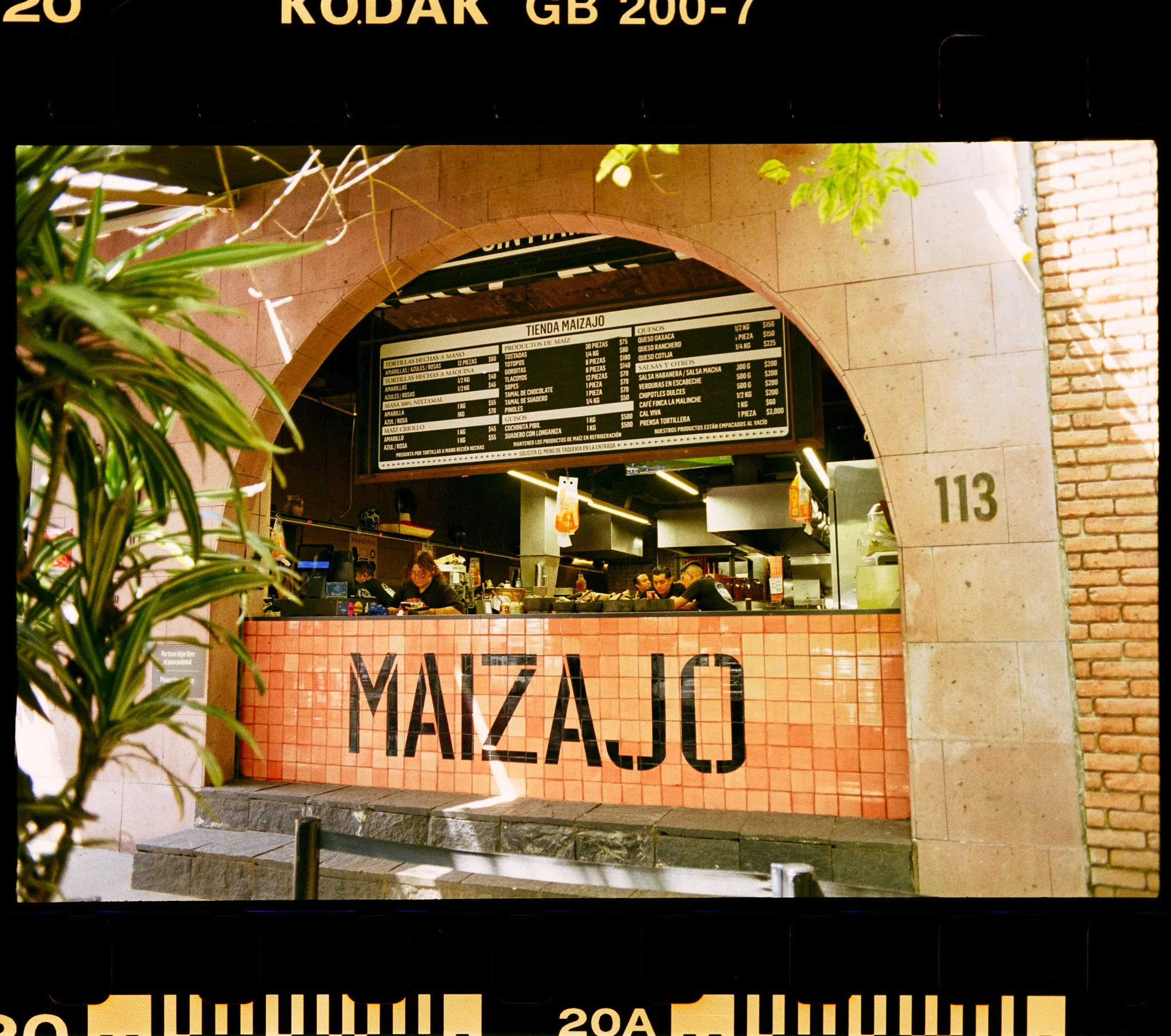 Gold 200 - 18.jpg