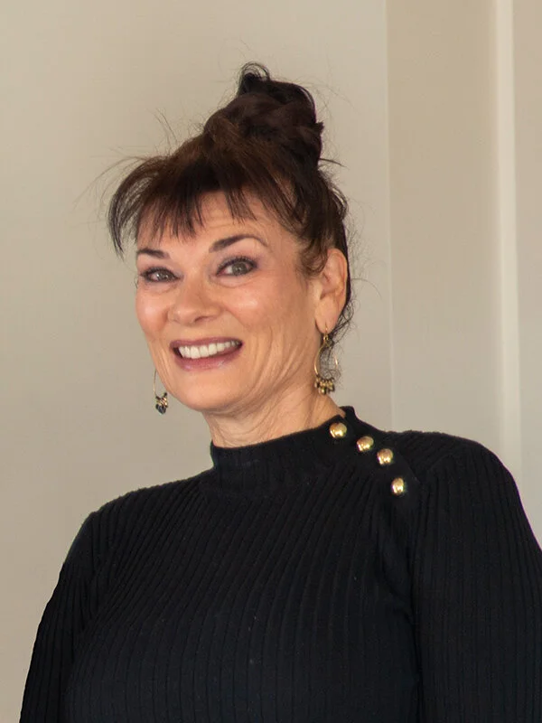 Jo Lye.jpg