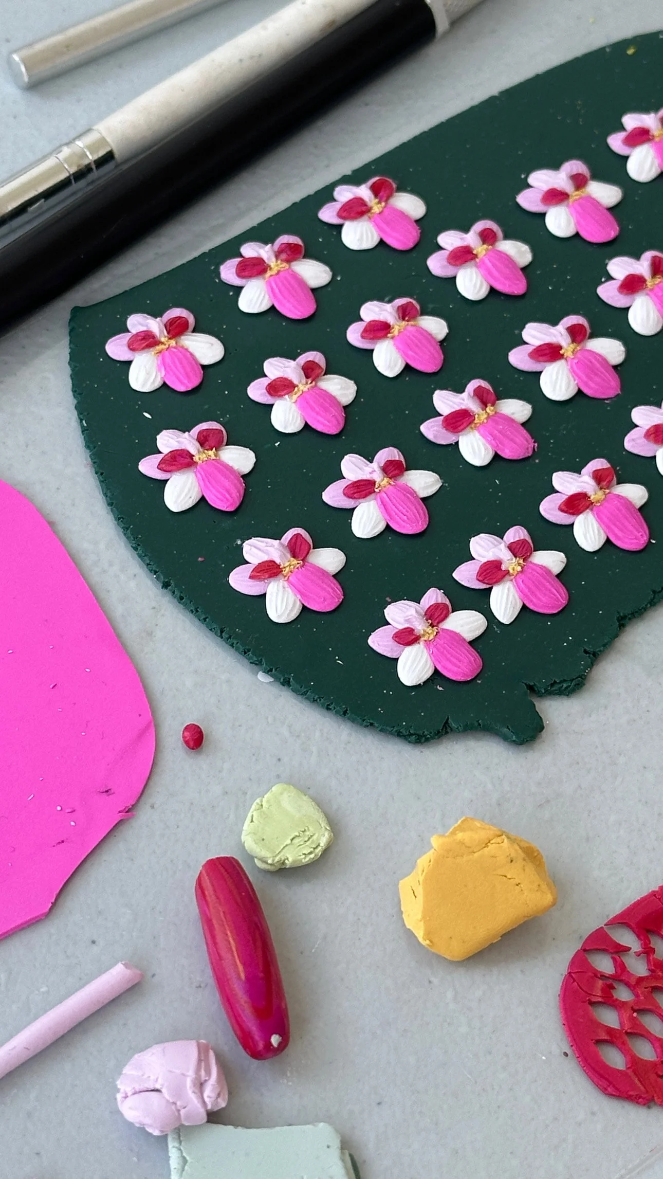 Petite Orchids - Vanda Miss Joaquim