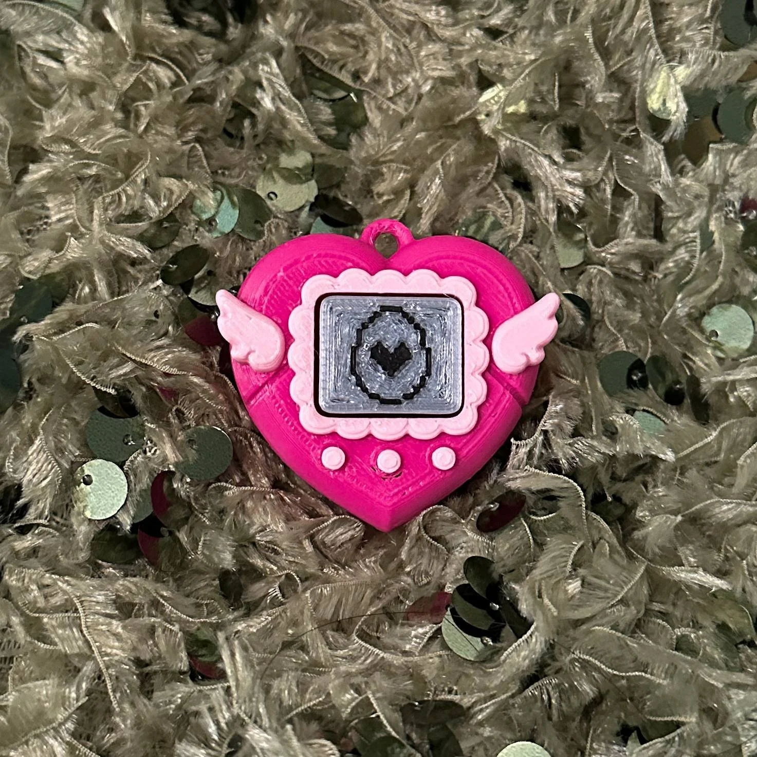 V-heart pets (magenta)