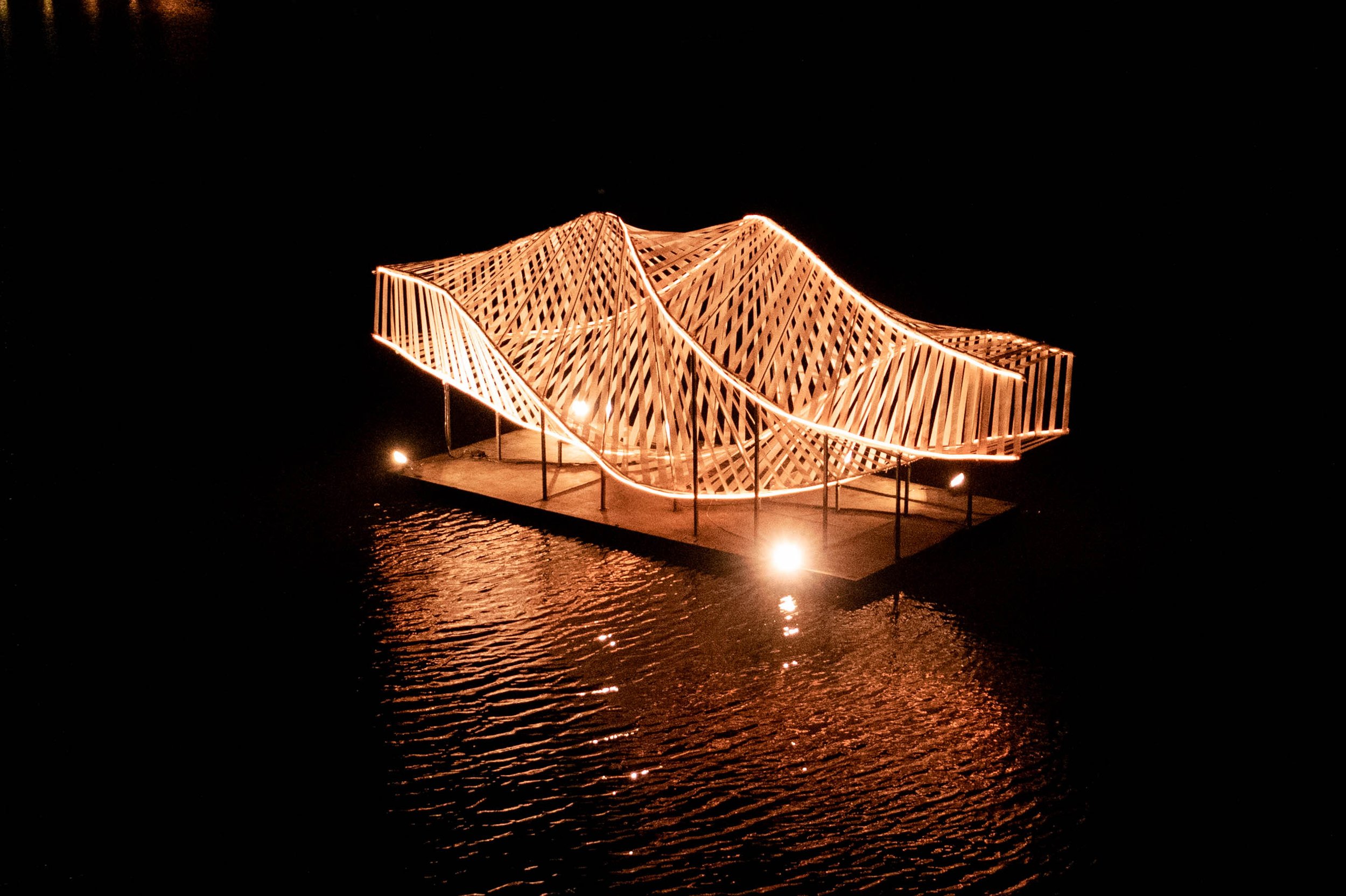 10.陳婉宜+吳冠葳＿波光粼粼 - 維度遊蕩3.jpg