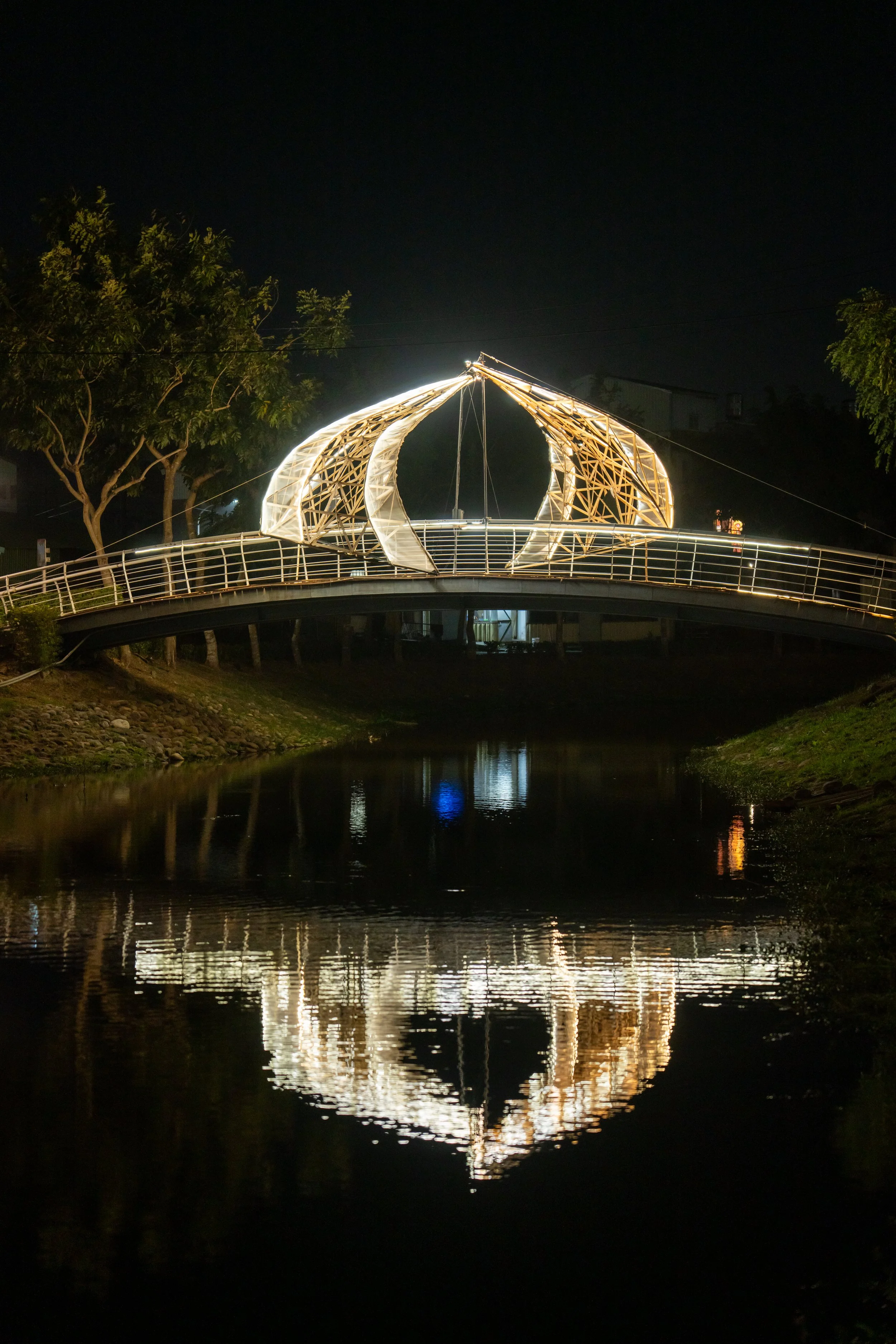 B11 溯影逐光_04.jpg