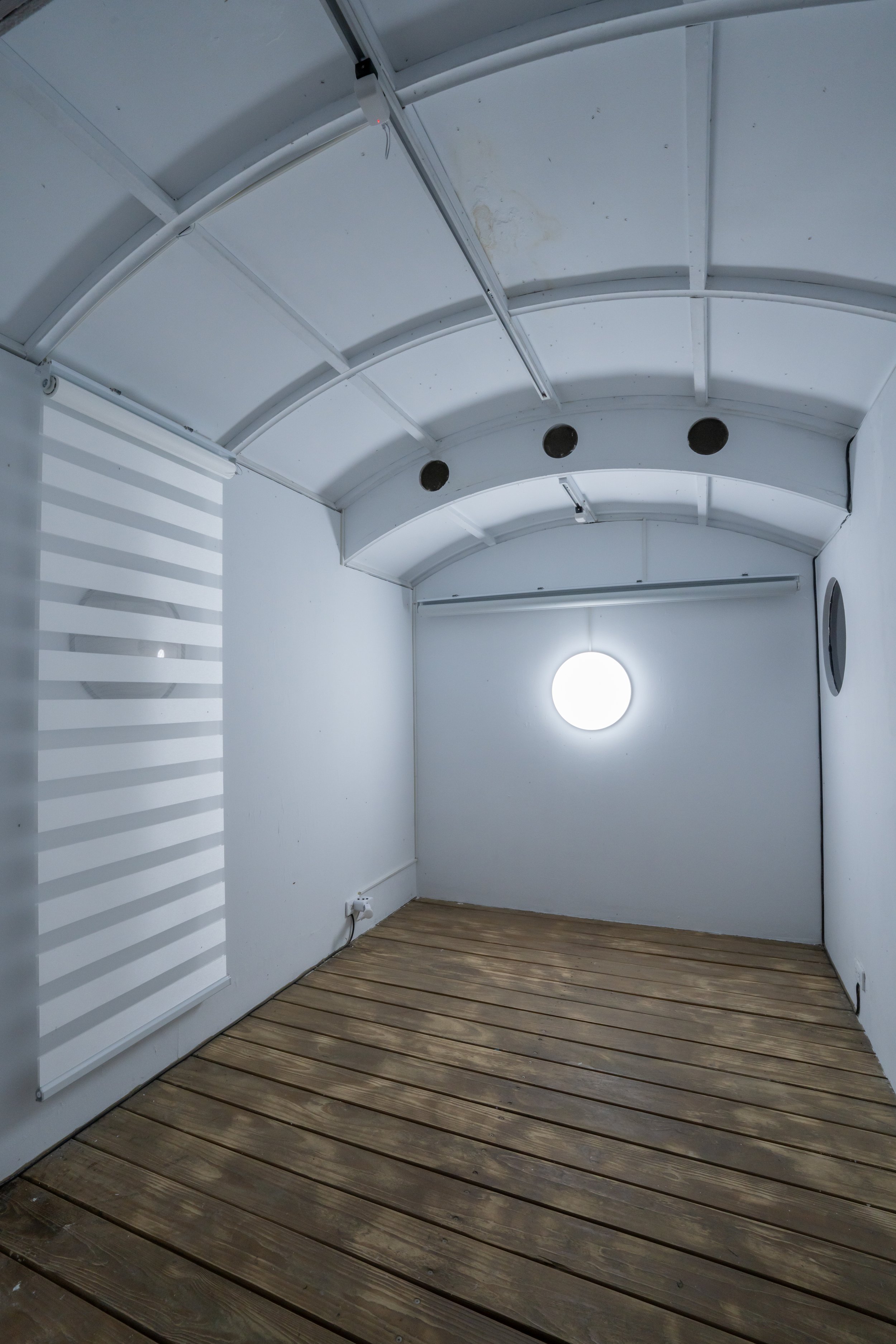 K05 波浪 _ 日、月與時間條碼_01.jpg