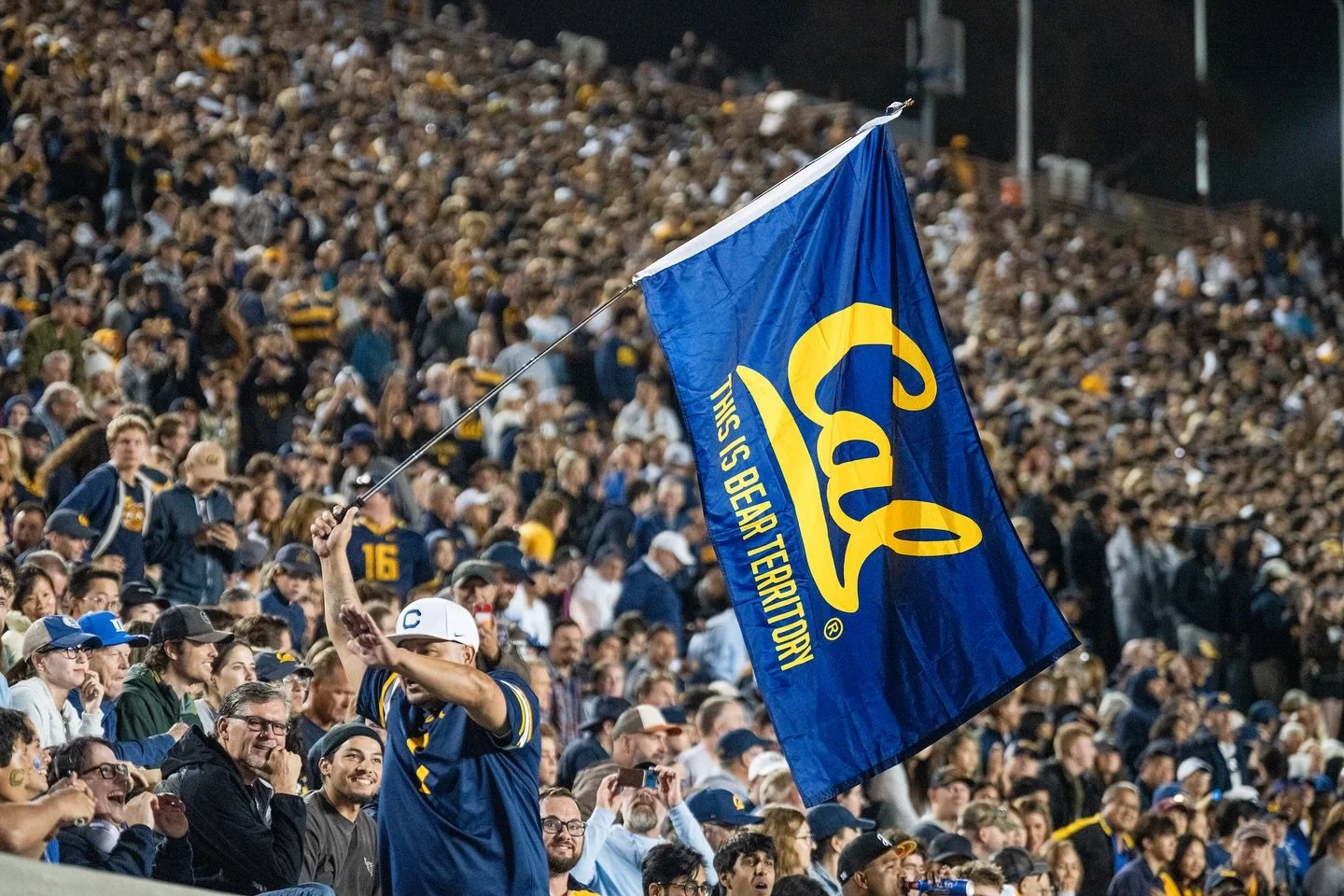 Bear Territory 🐻 aka California memorial stadium 🏟️ 
#bearterritory #calfootball #loyaltothesoil #calberkeley