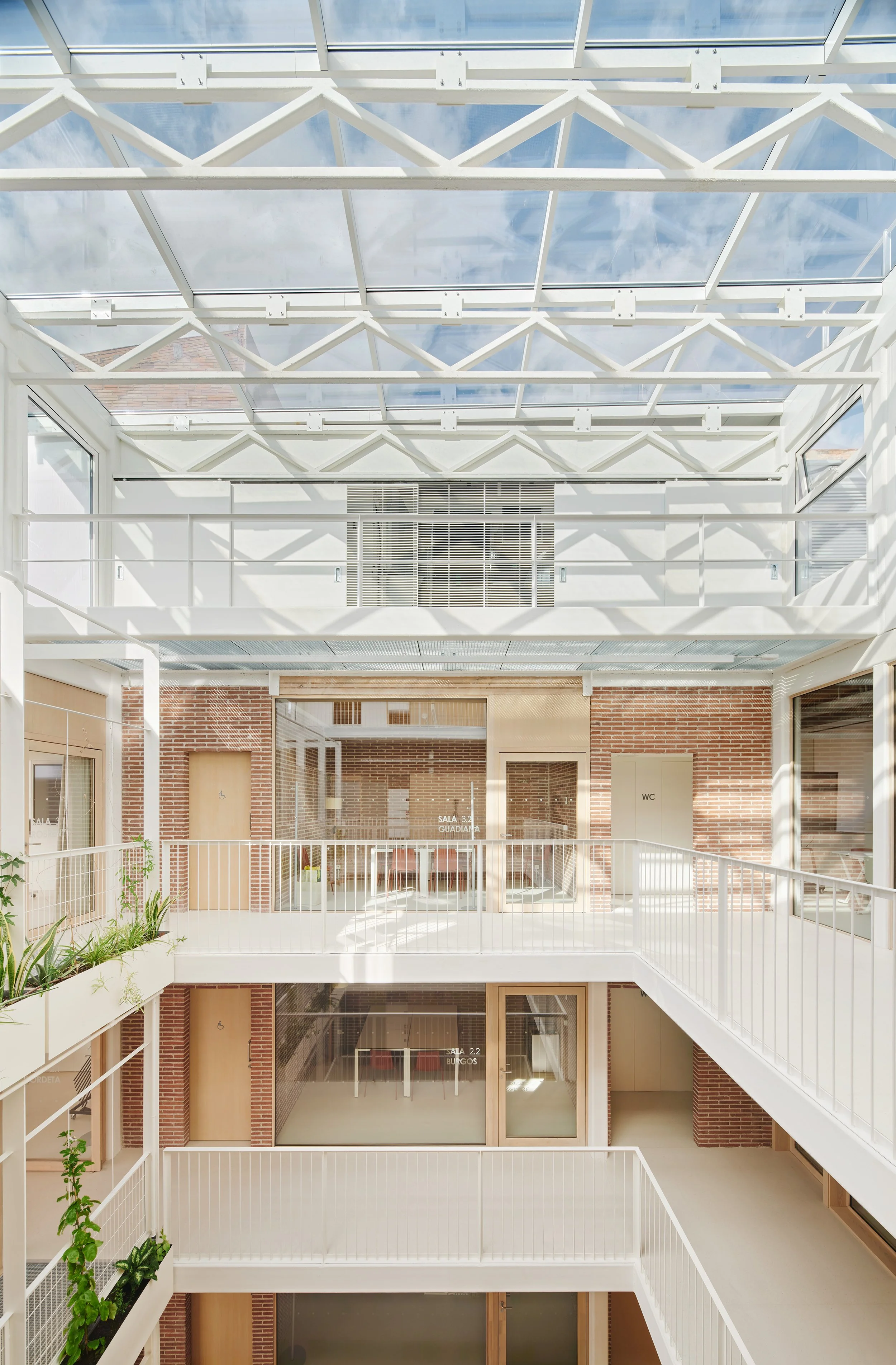 CENTRE OLZINELLES 20.jpg