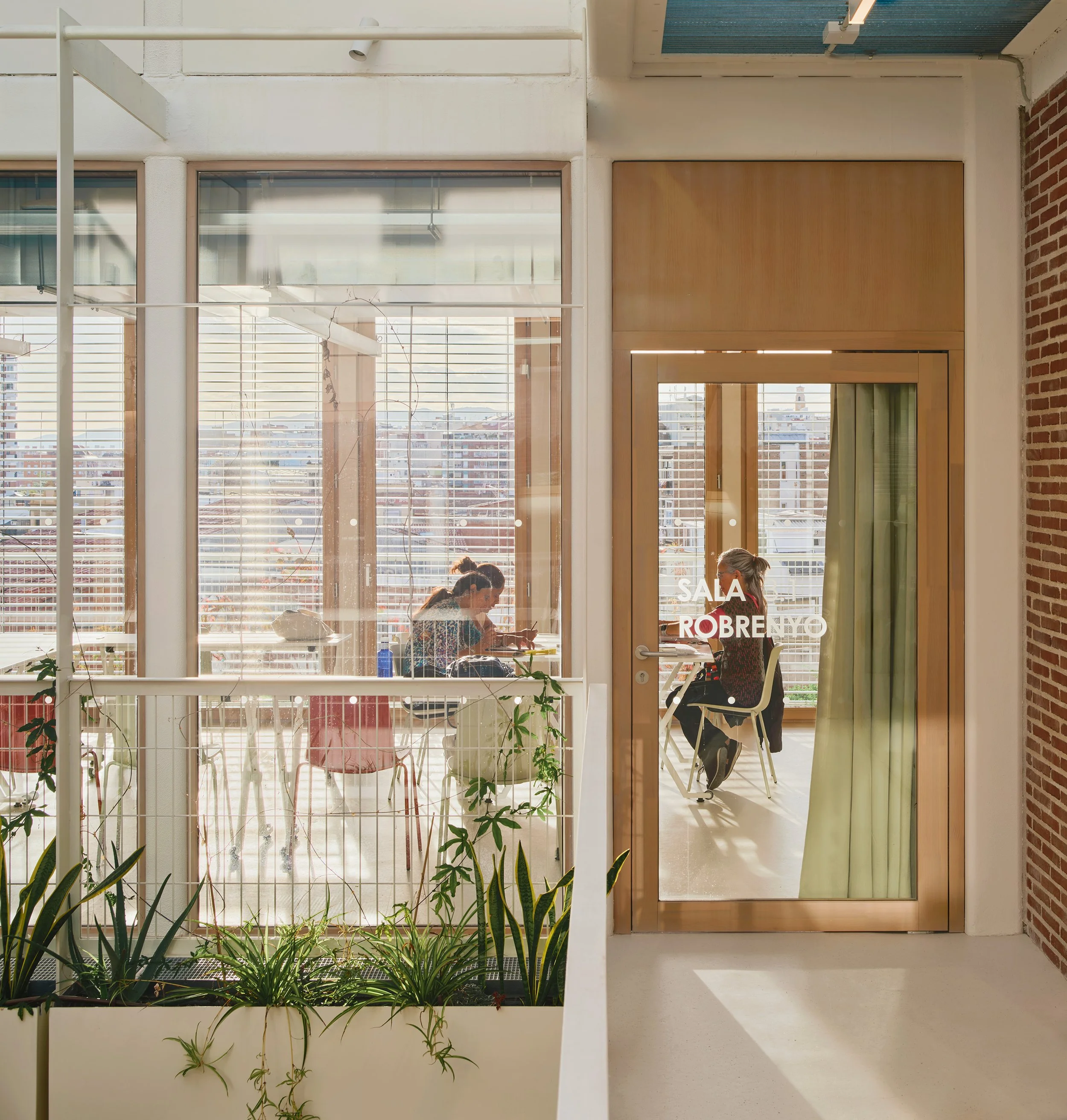 CENTRE OLZINELLES 27.jpg