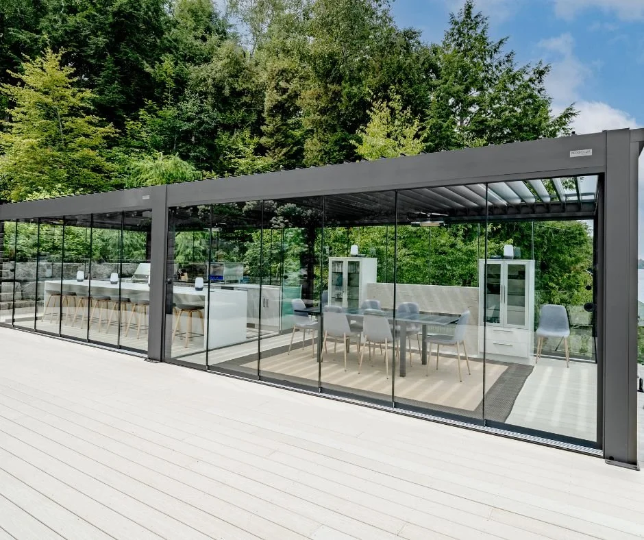 Outdoor kitchen dining pergola