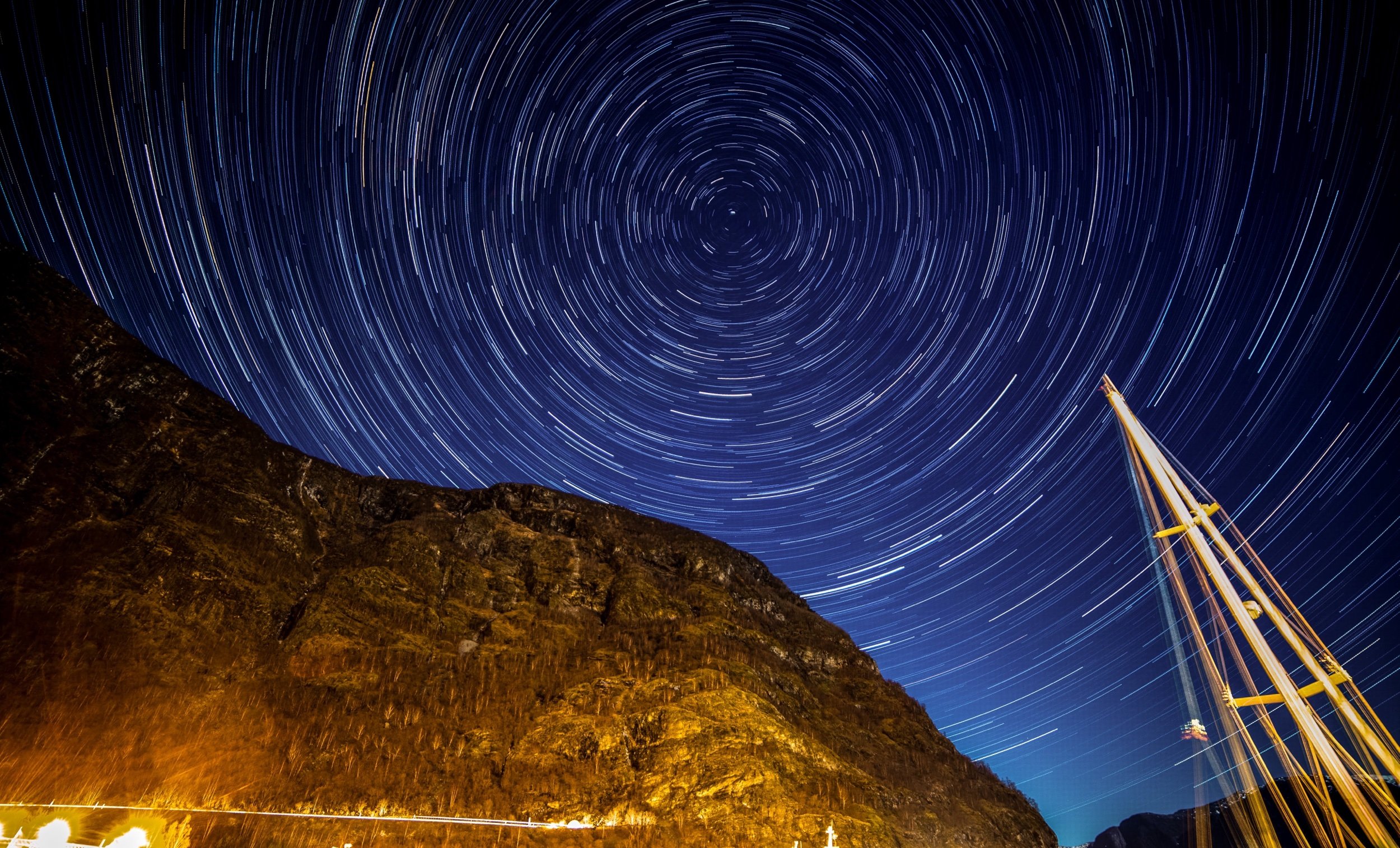 Flåm Star Trails_Original.jpeg