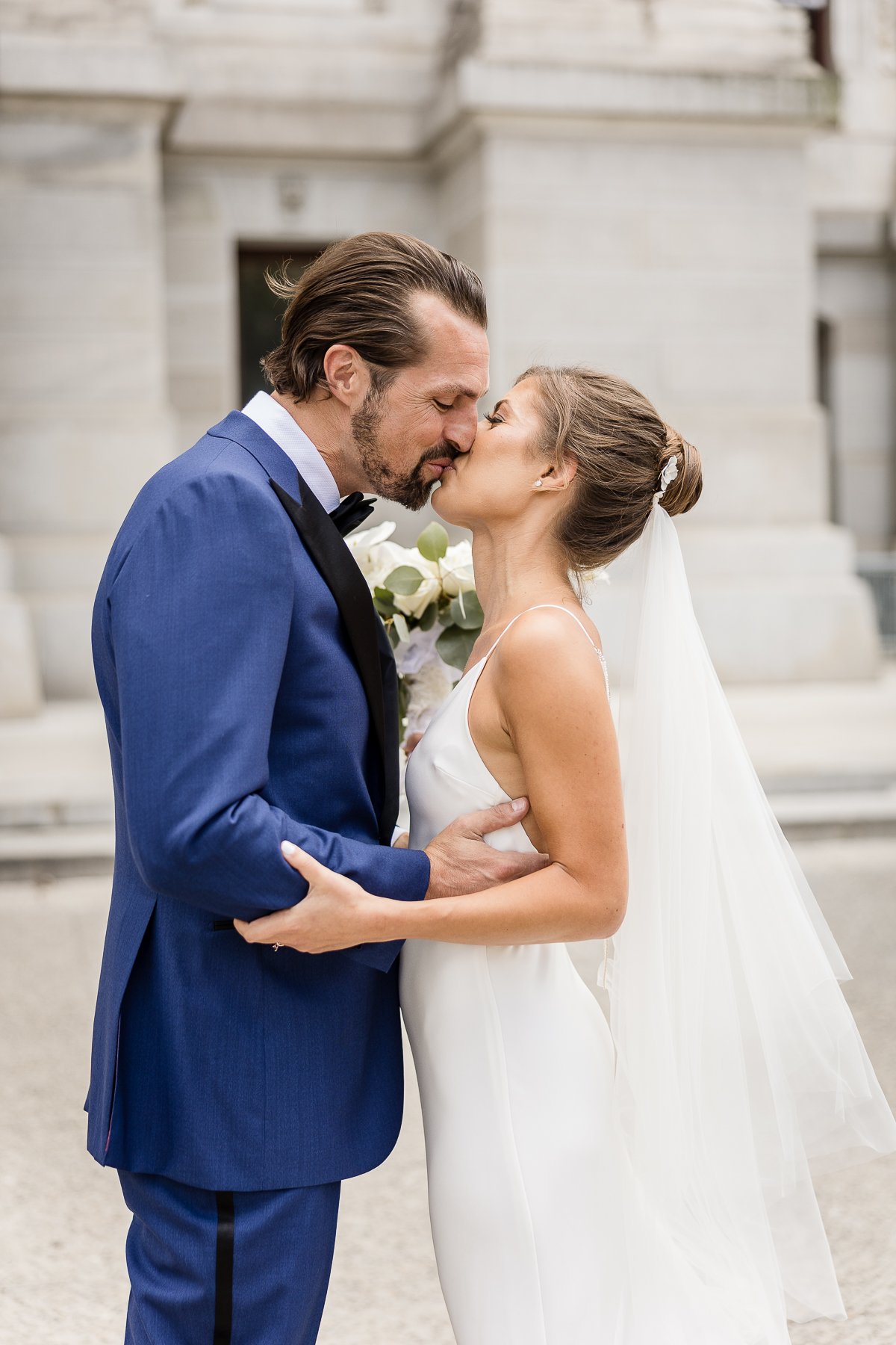 Philadelphia Elopement Photographer