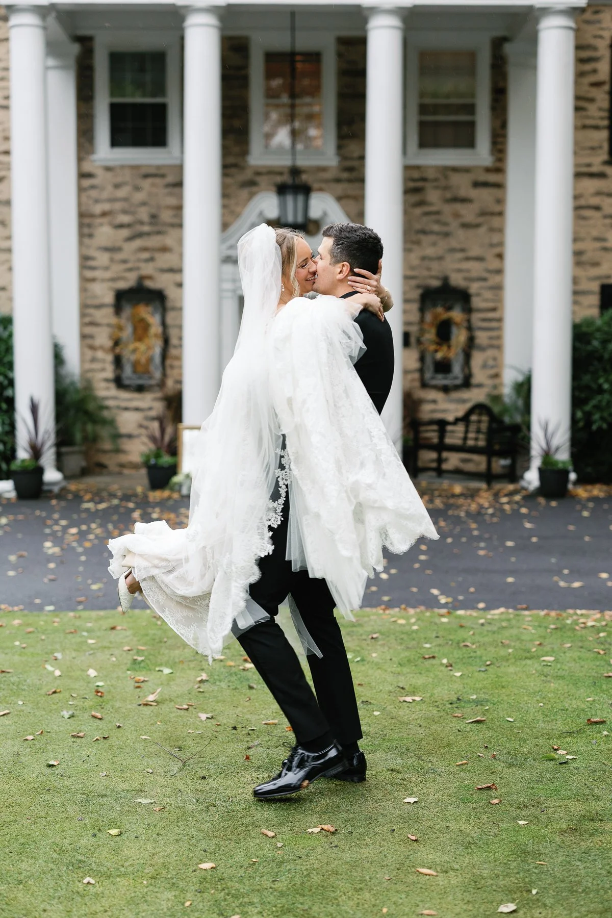 Best Philadelphia Wedding Photographer