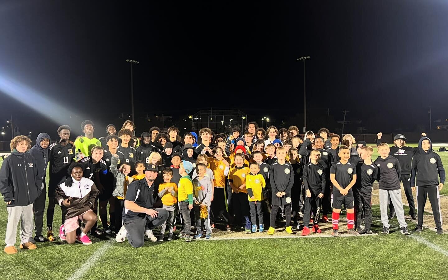 📣Registration is open for:
⚽️Development and In-Town (pre-k to grade 6)
https://go.teamsnap.com/forms/411256

⚽️Youth Leadership Program (grades 6-12)
https://go.teamsnap.com/forms/416404/

Spring soccer starts on April 20th as long as the weather c