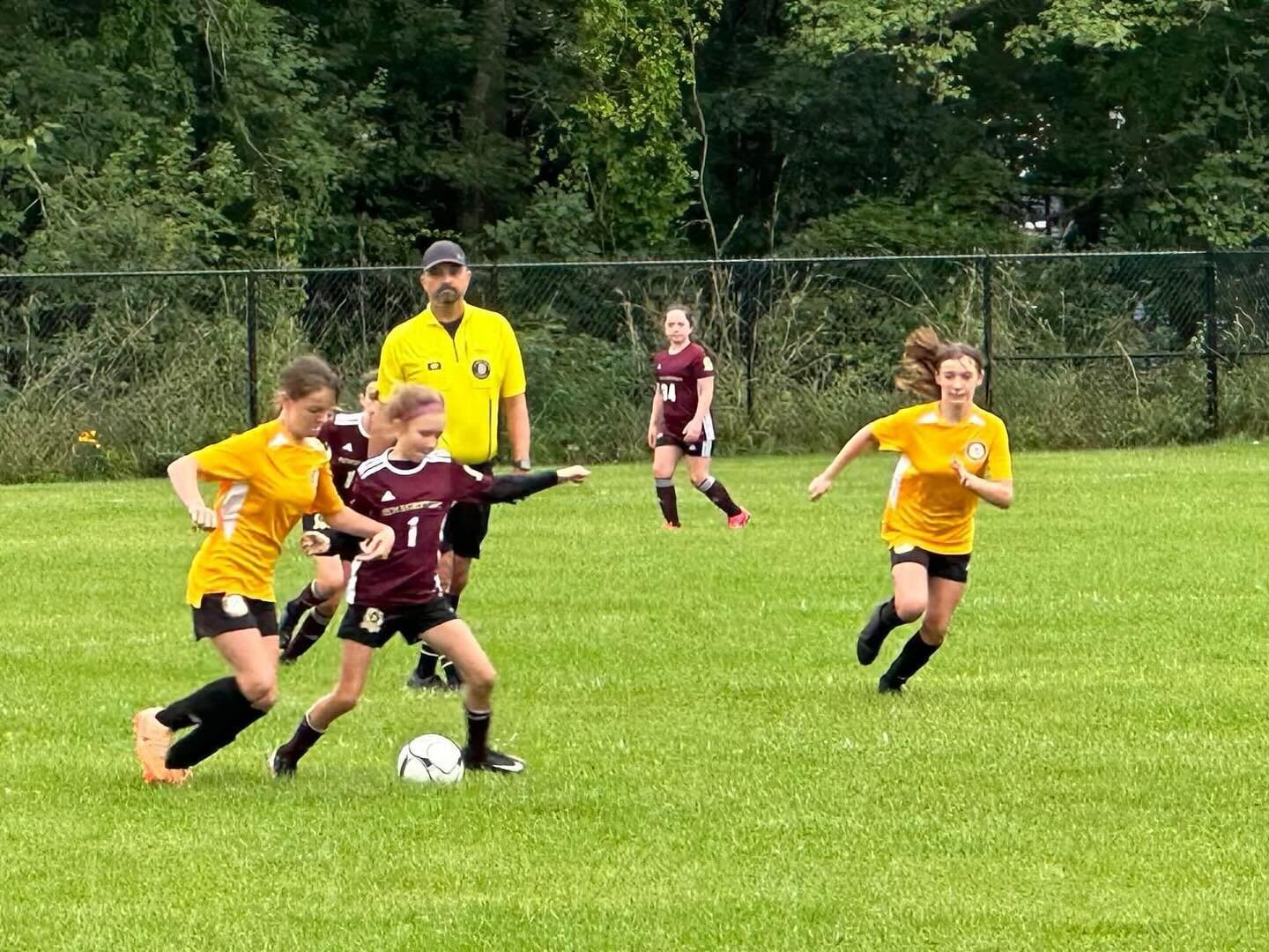 📣Registration is open for:
⚽️Development and In-Town (pre-k to grade 6)
https://go.teamsnap.com/forms/411256

⚽️Youth Leadership Program (grades 6-12)
https://go.teamsnap.com/forms/416404/

Spring soccer starts on April 20th as long as the weather c