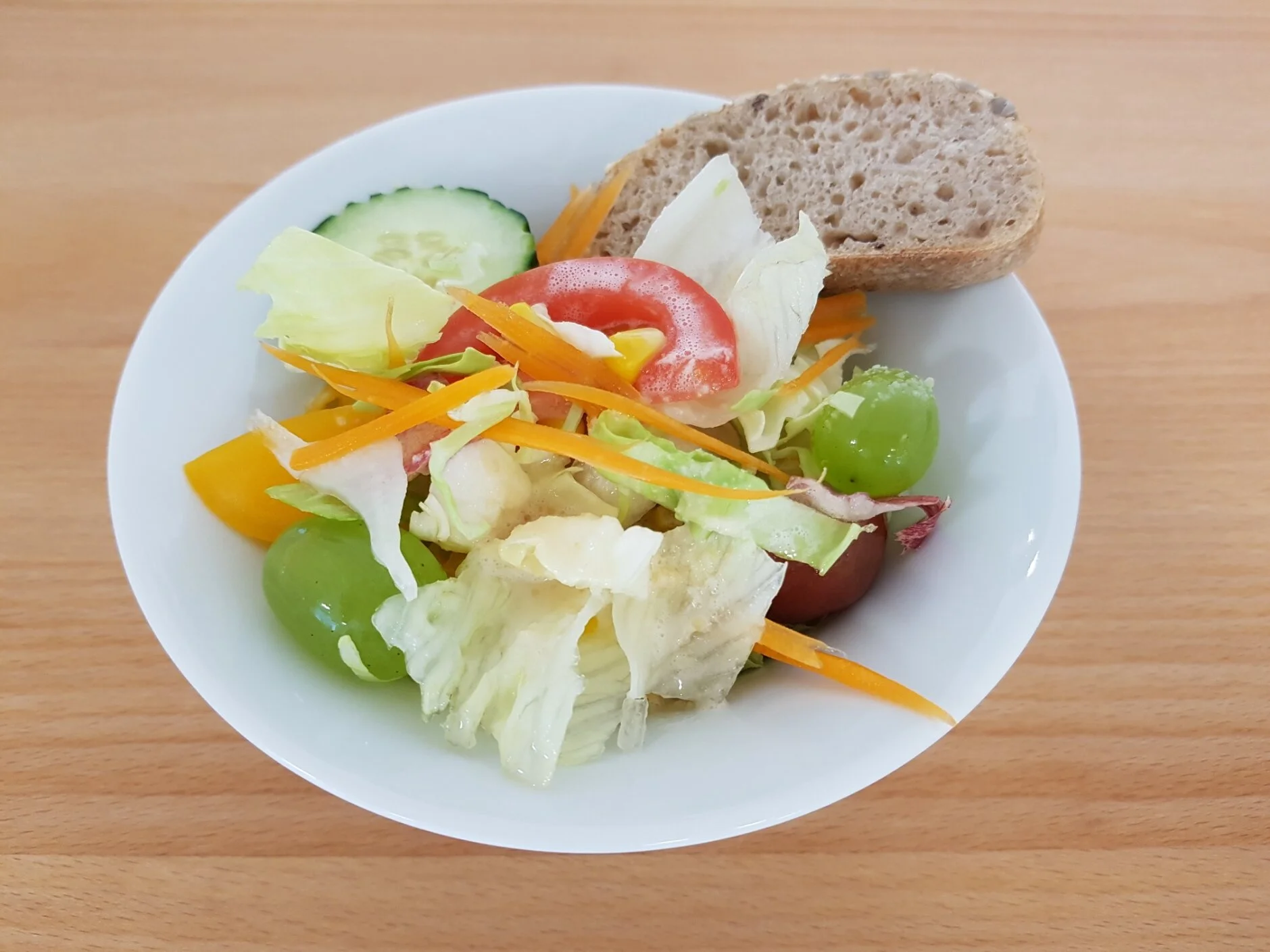 Salat mit Trauben