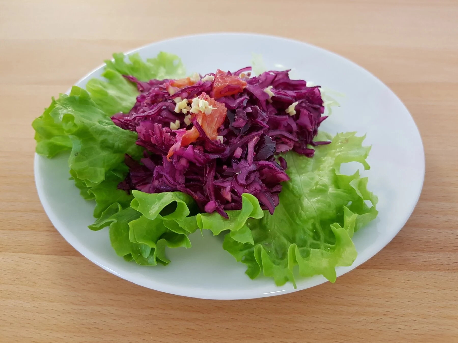 Rotkrautsalat mit Ingwer und Orangen