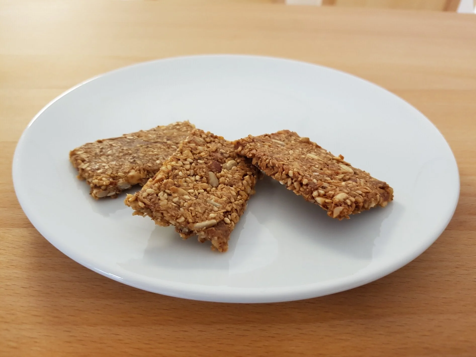 Nuss-Krokant-Schnitten