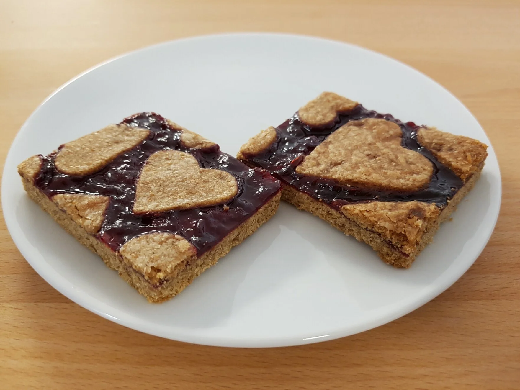 Linzerschnitte mit Herz