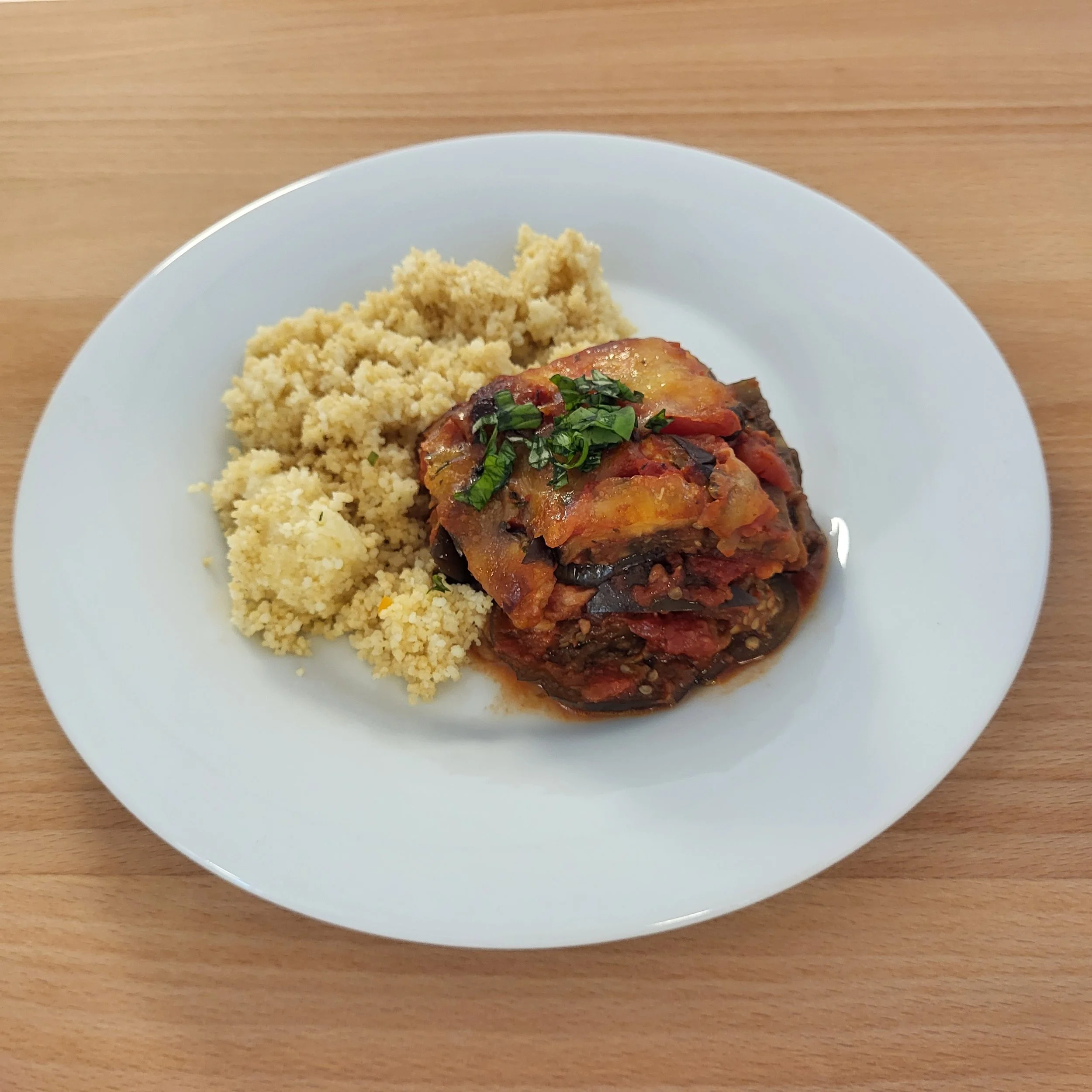 Melanzani-Auflauf mit Couscous