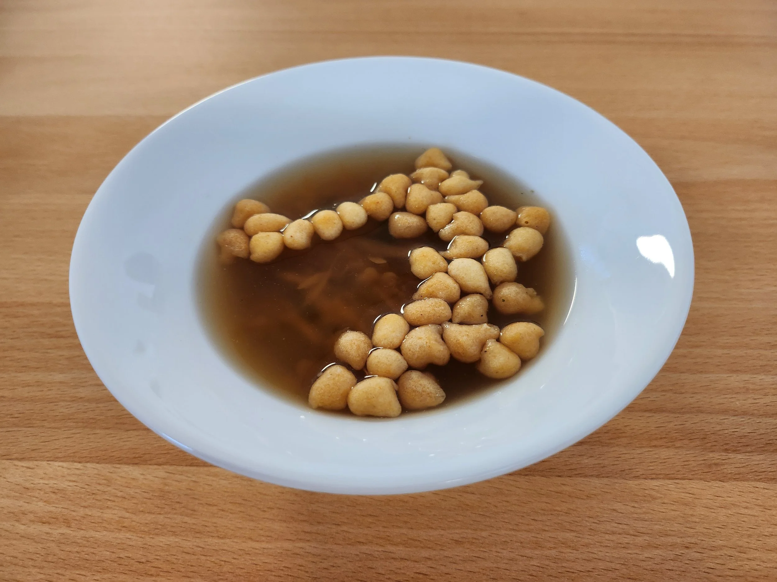 Dinkel-Backerbsen Suppe mit Karotte